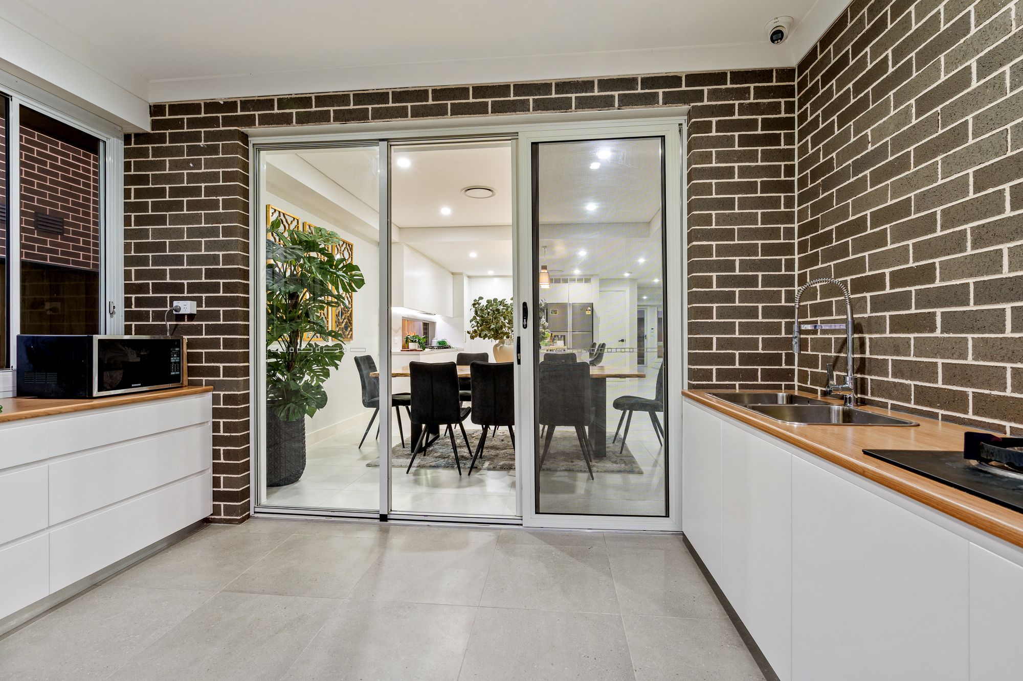 10 Bluetongue Street (MELONBA) — photo 17 of 23