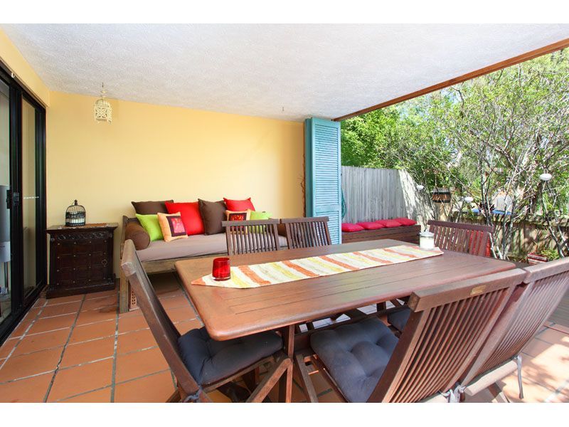 1/24 Grosvenor Street, Balmoral, QLD 4171