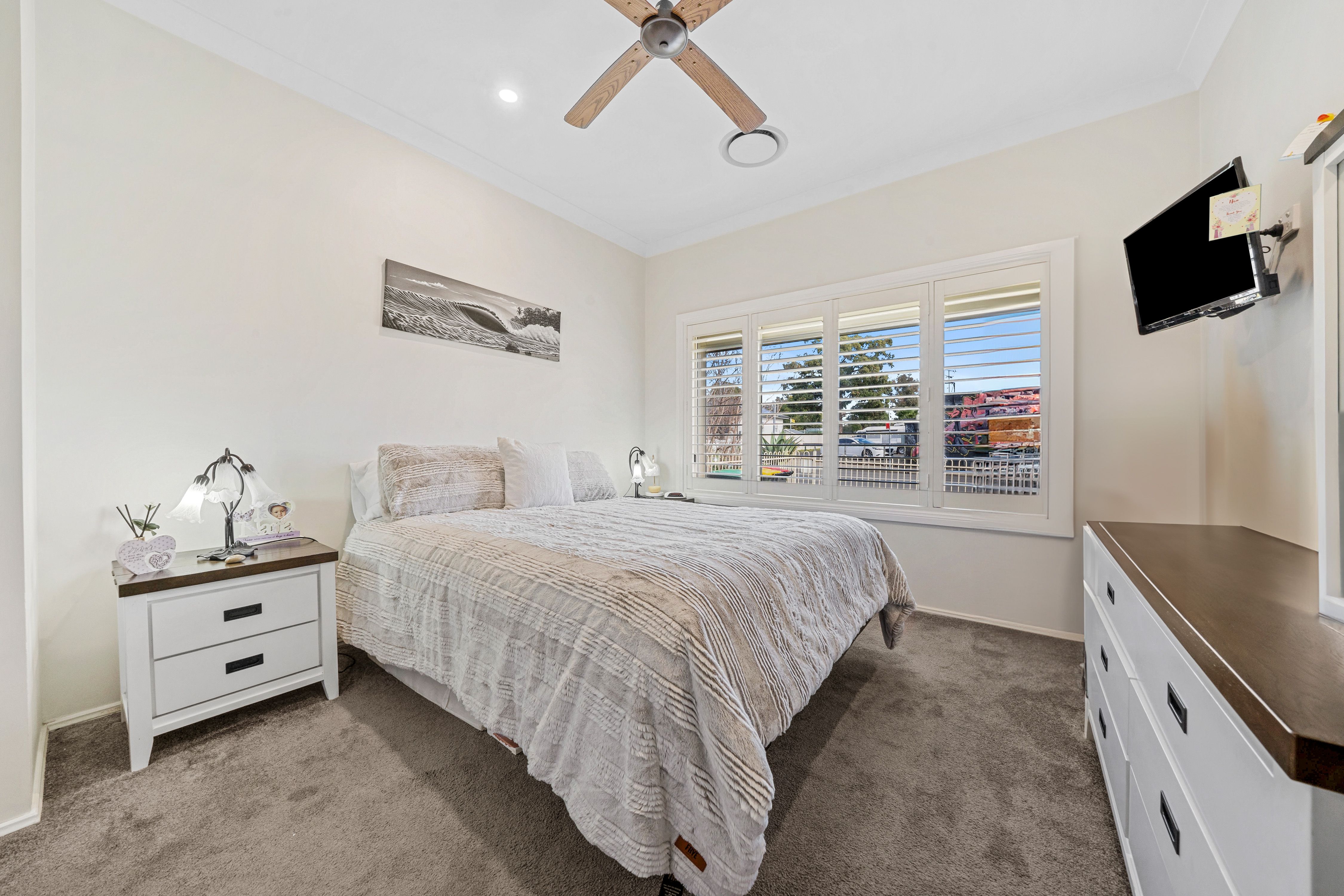 36 College Street — photo 7 of 18