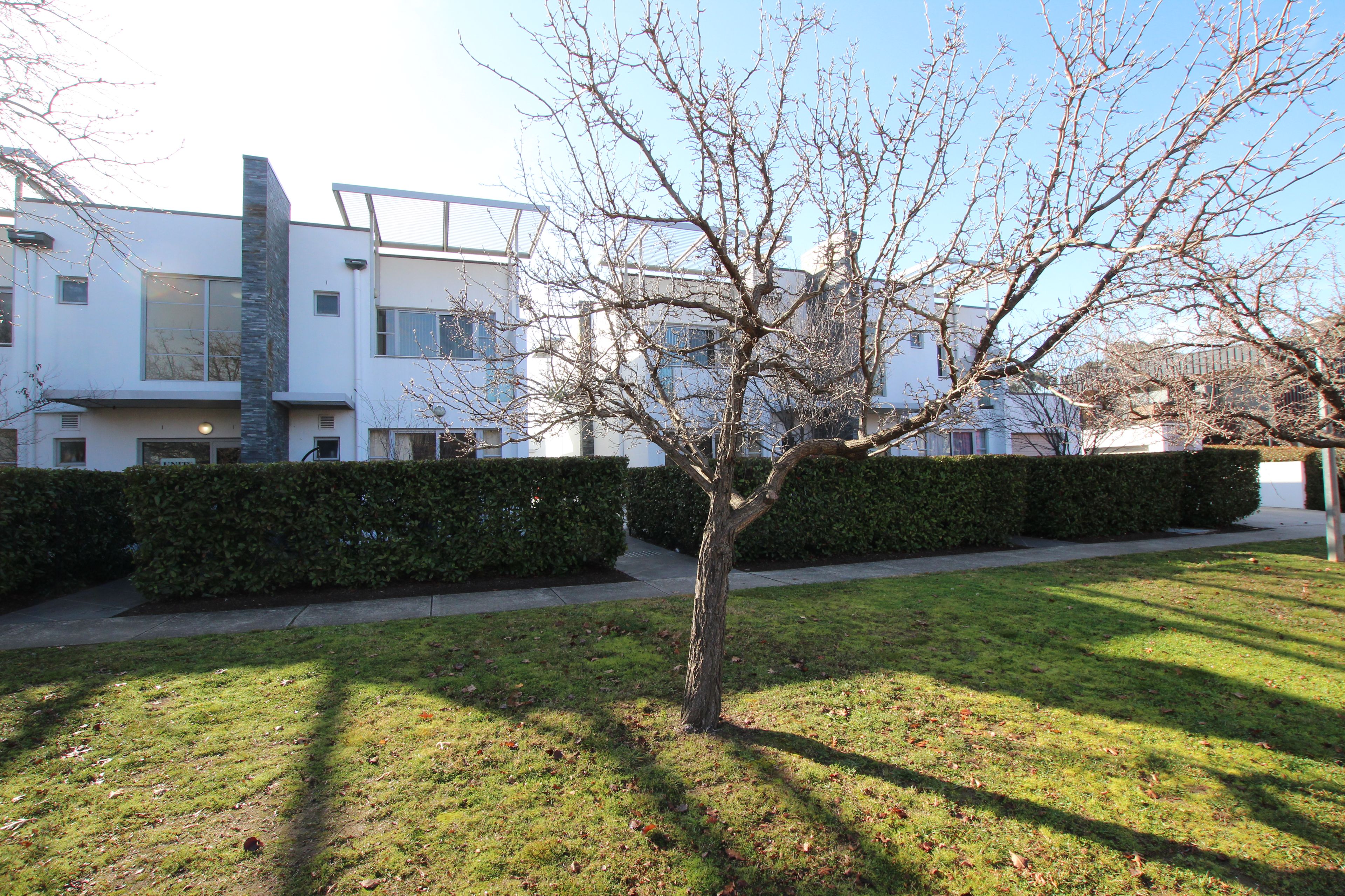 10/4 Hardman Street — photo 13 of 14