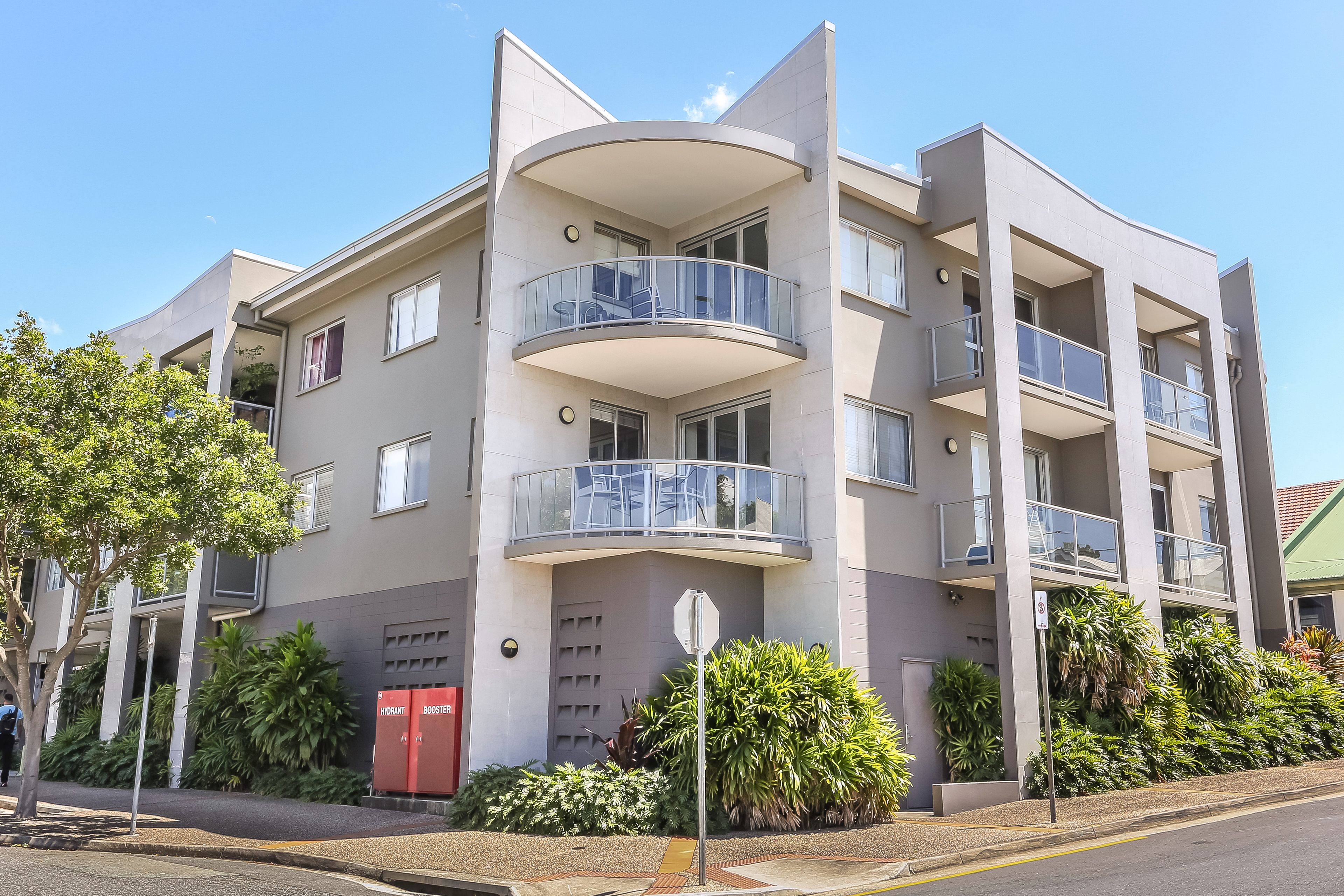 14 Lever Street, Albion QLD 4010