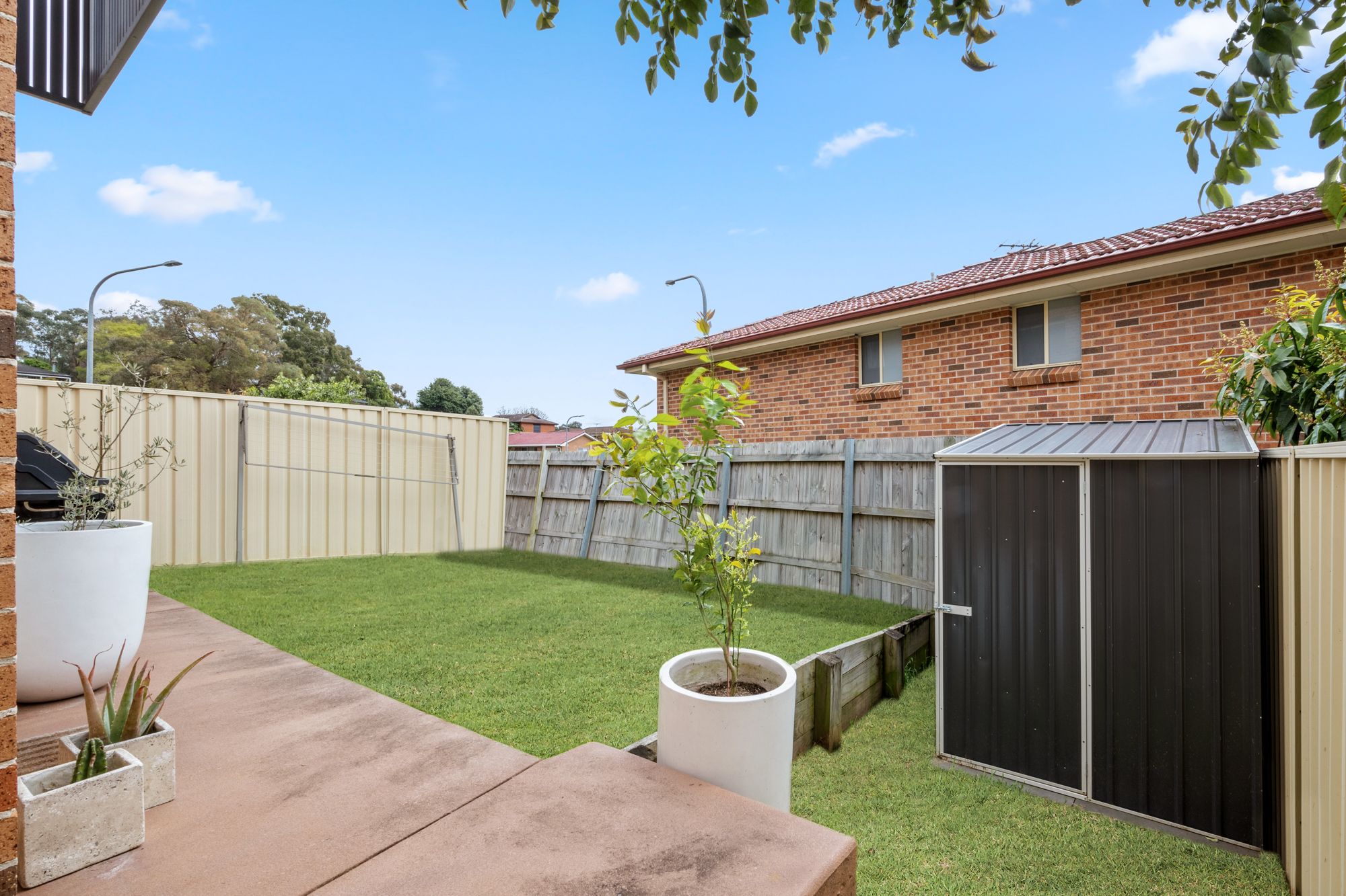 8/4 Feldspar Road, Eagle Vale, NSW 2558