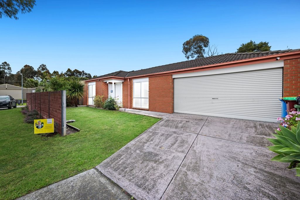 24 Greenmantle Close, Cranbourne West, VIC 3977