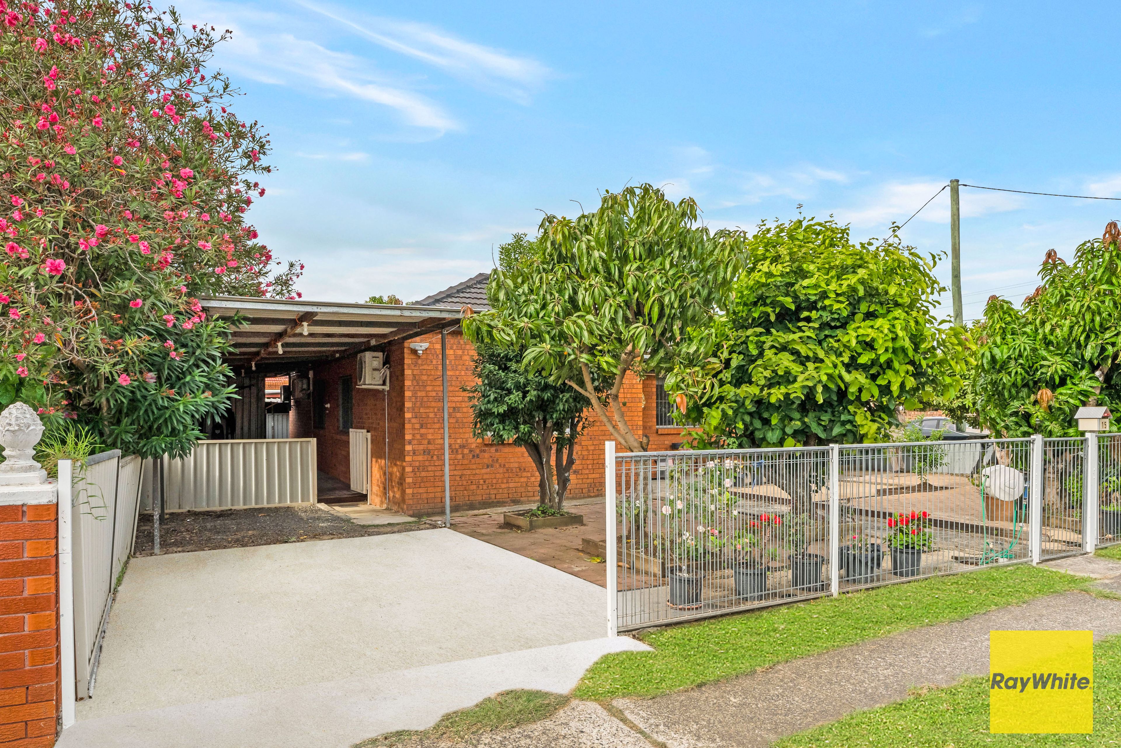 15 Edensor Road, Cabramatta West, NSW 2166