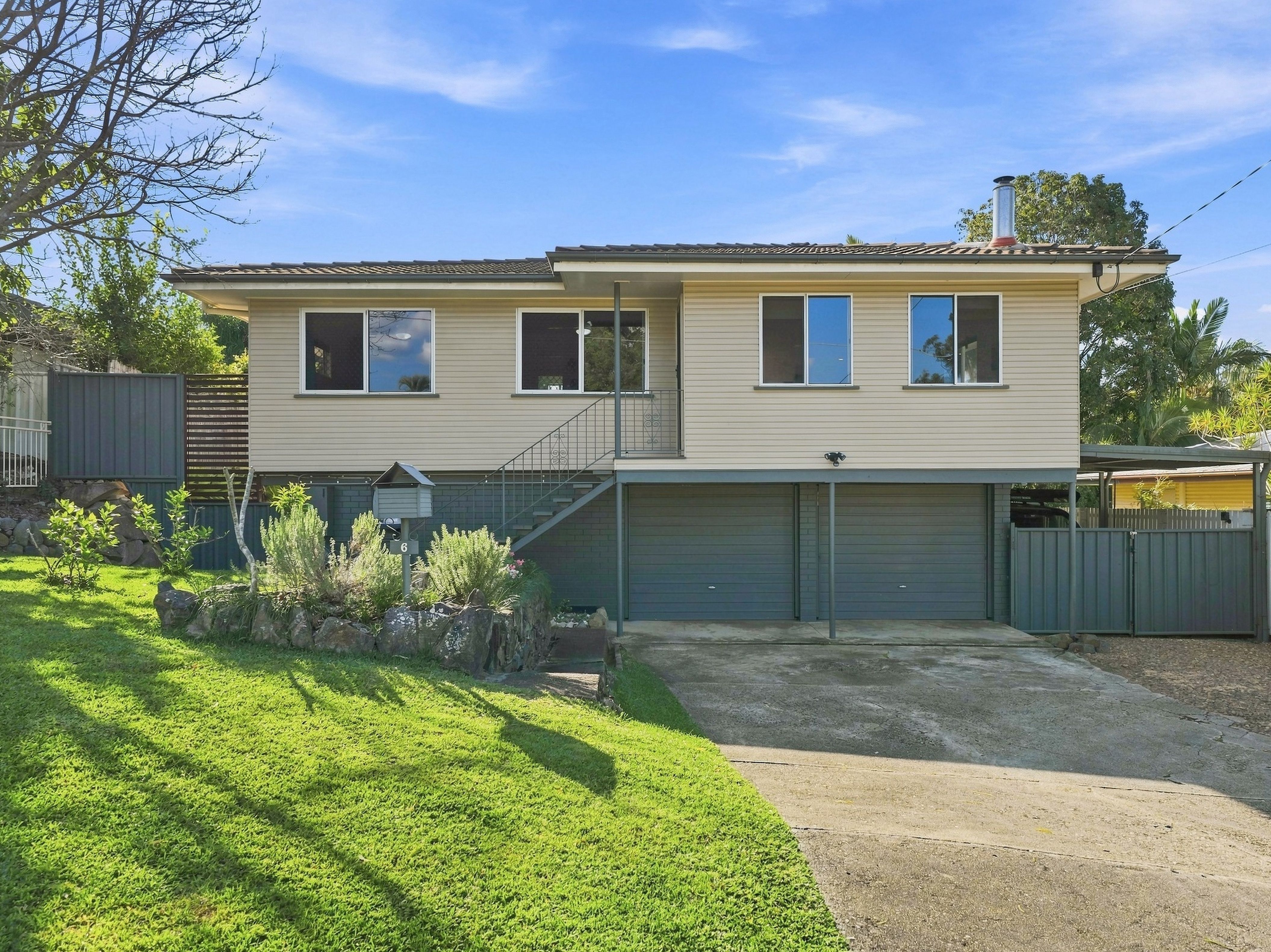 6 Burril Crescent, Ferny Hills, QLD 4055