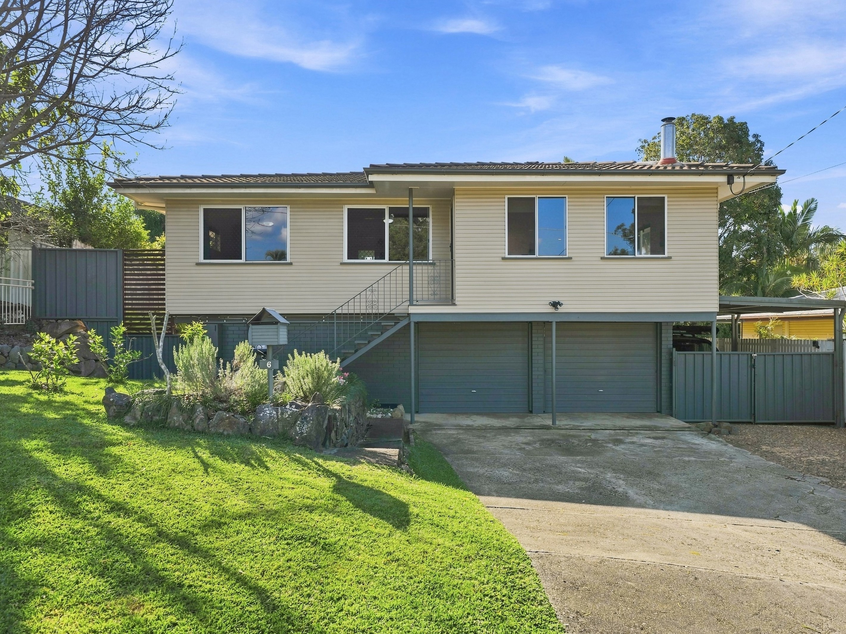 6 Burril Crescent, Ferny Hills, QLD 4055