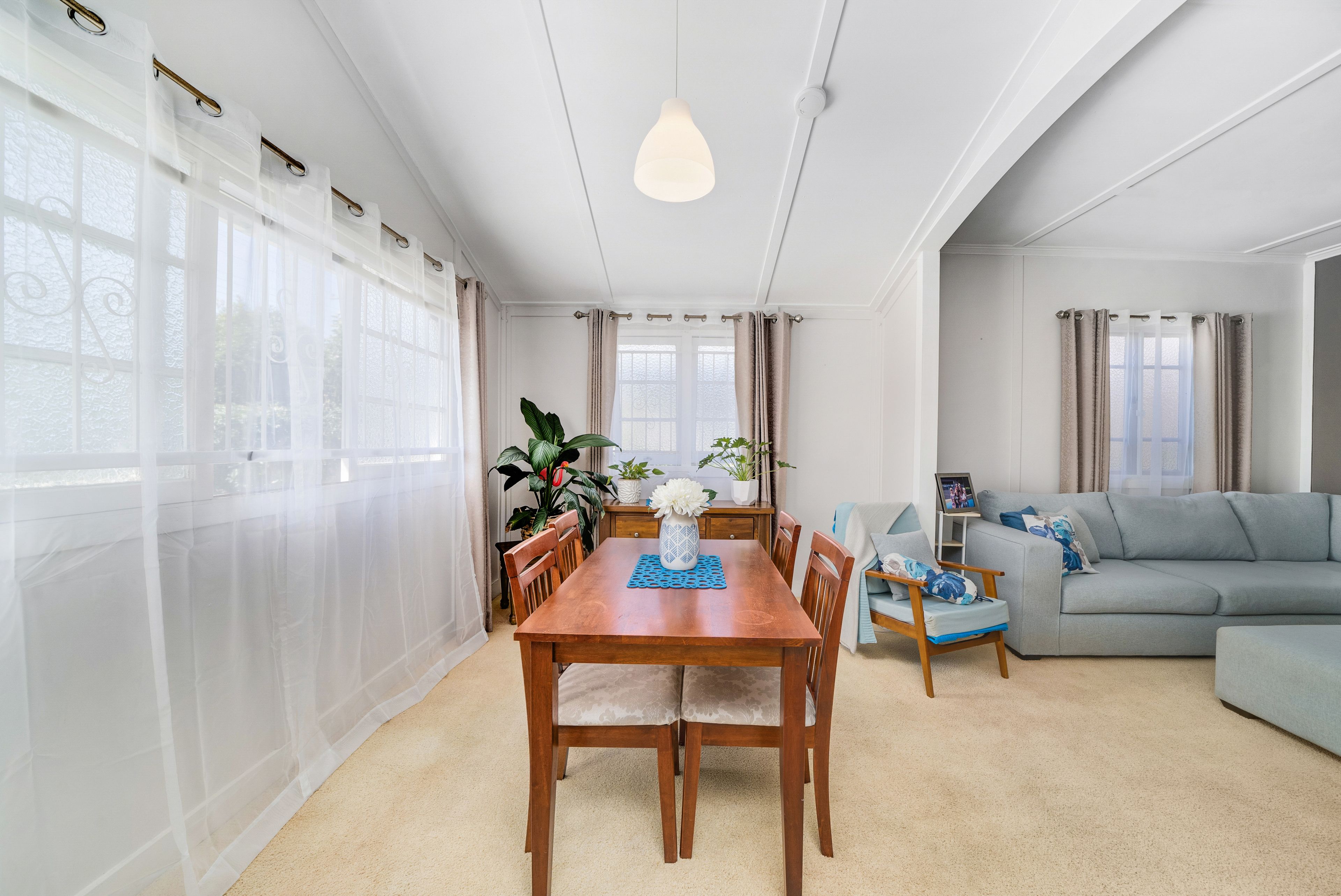 24 Maryborough Terrace — photo 4 of 15