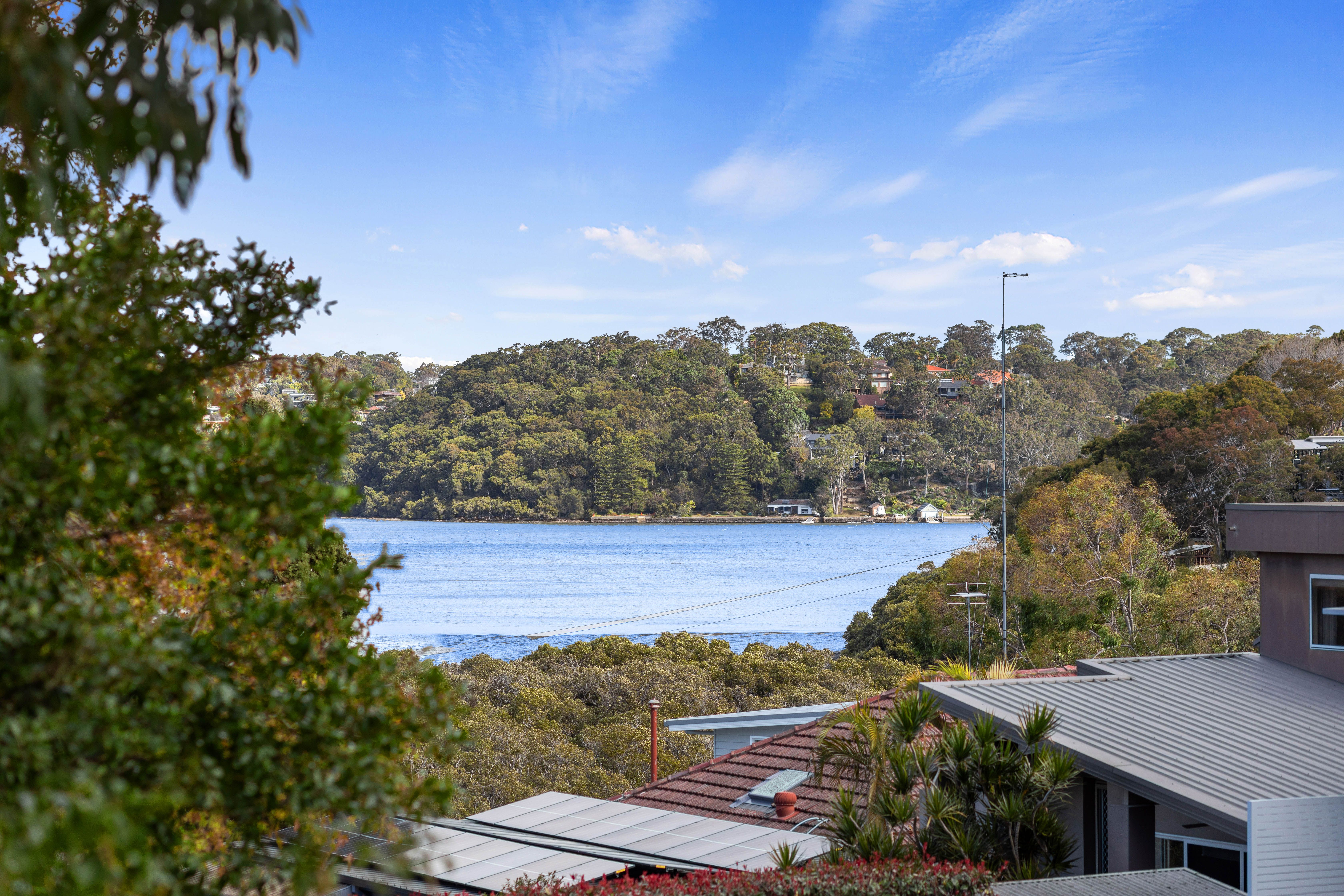 128 Woronora Parade — photo 4 of 12
