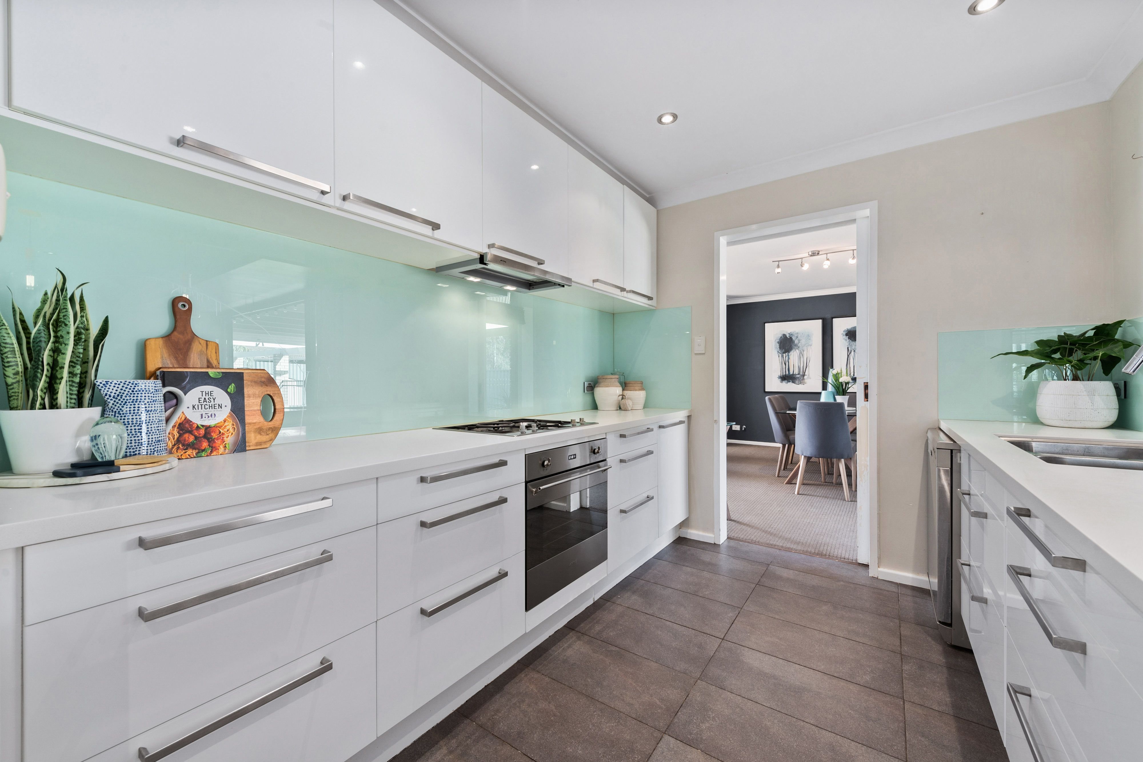 17 Halidon Street, Kingsley, WA 6026