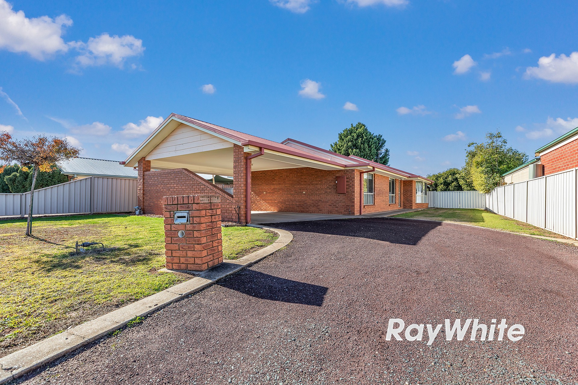 16 Illawarra Drive, Echuca, VIC 3564