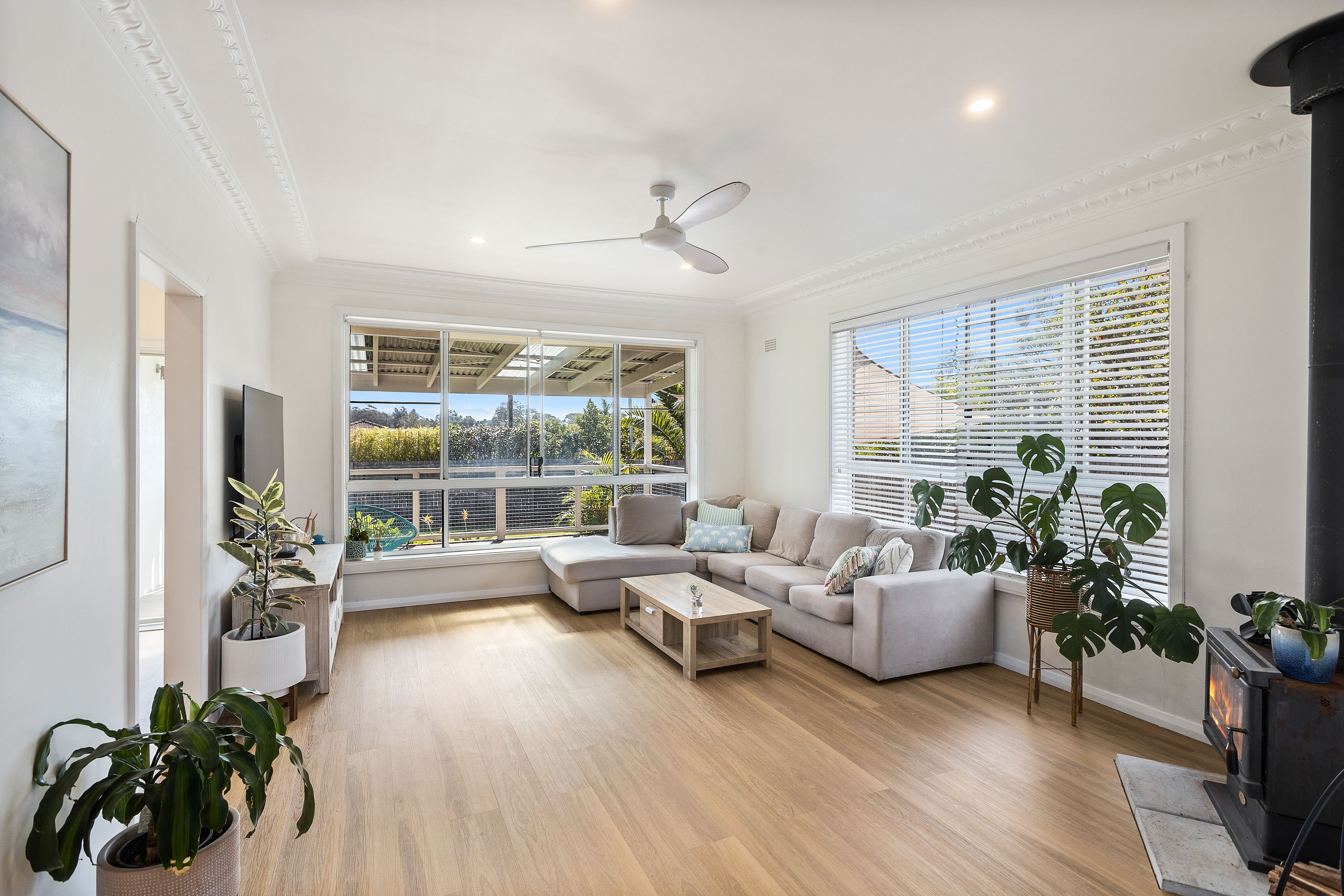 81 Parkes Street, Oak Flats, NSW 2529