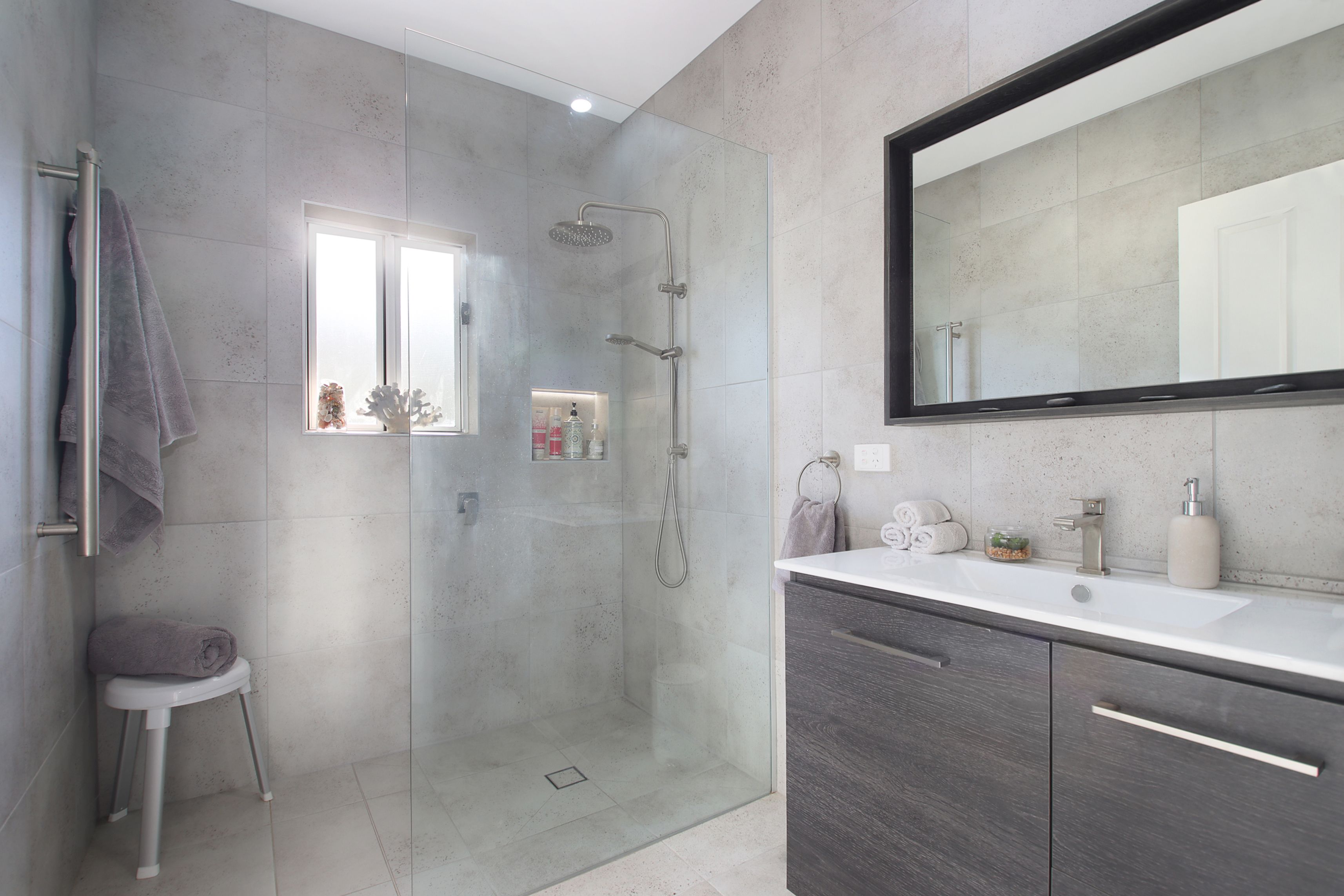 369 Buckingham Street — photo 9 of 11
