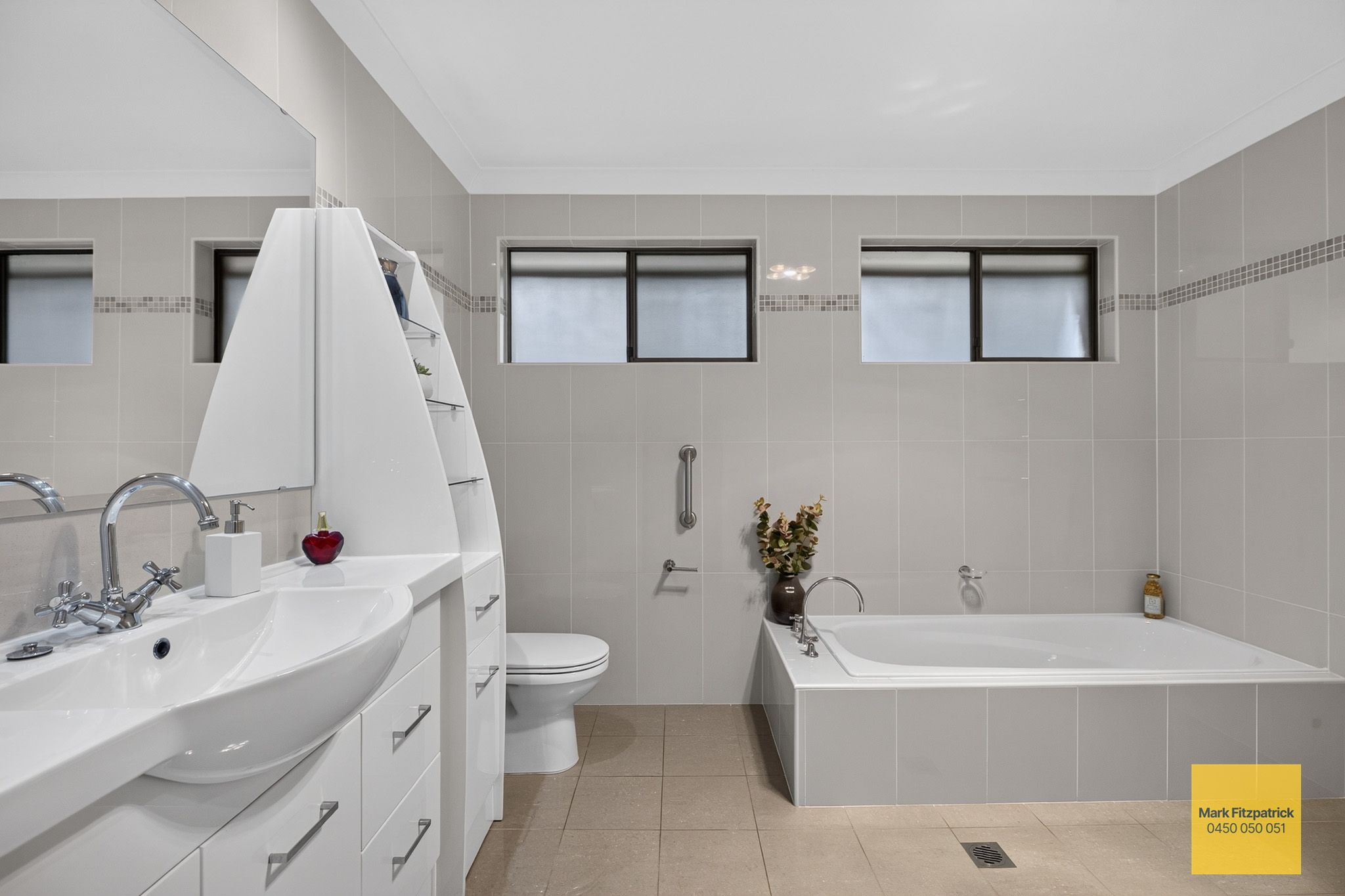 21 Dawson Avenue — photo 15 of 22