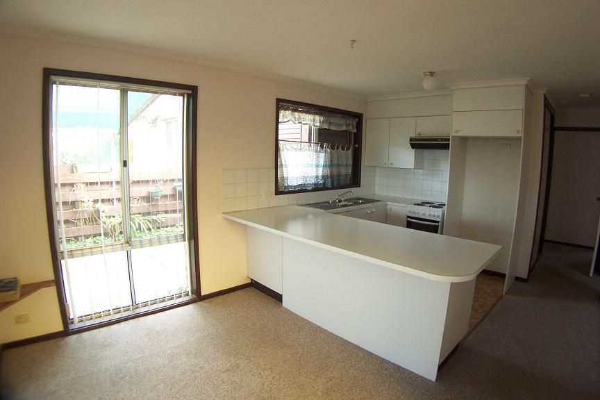 1/10 Hakea Street, Queanbeyan, NSW 2620