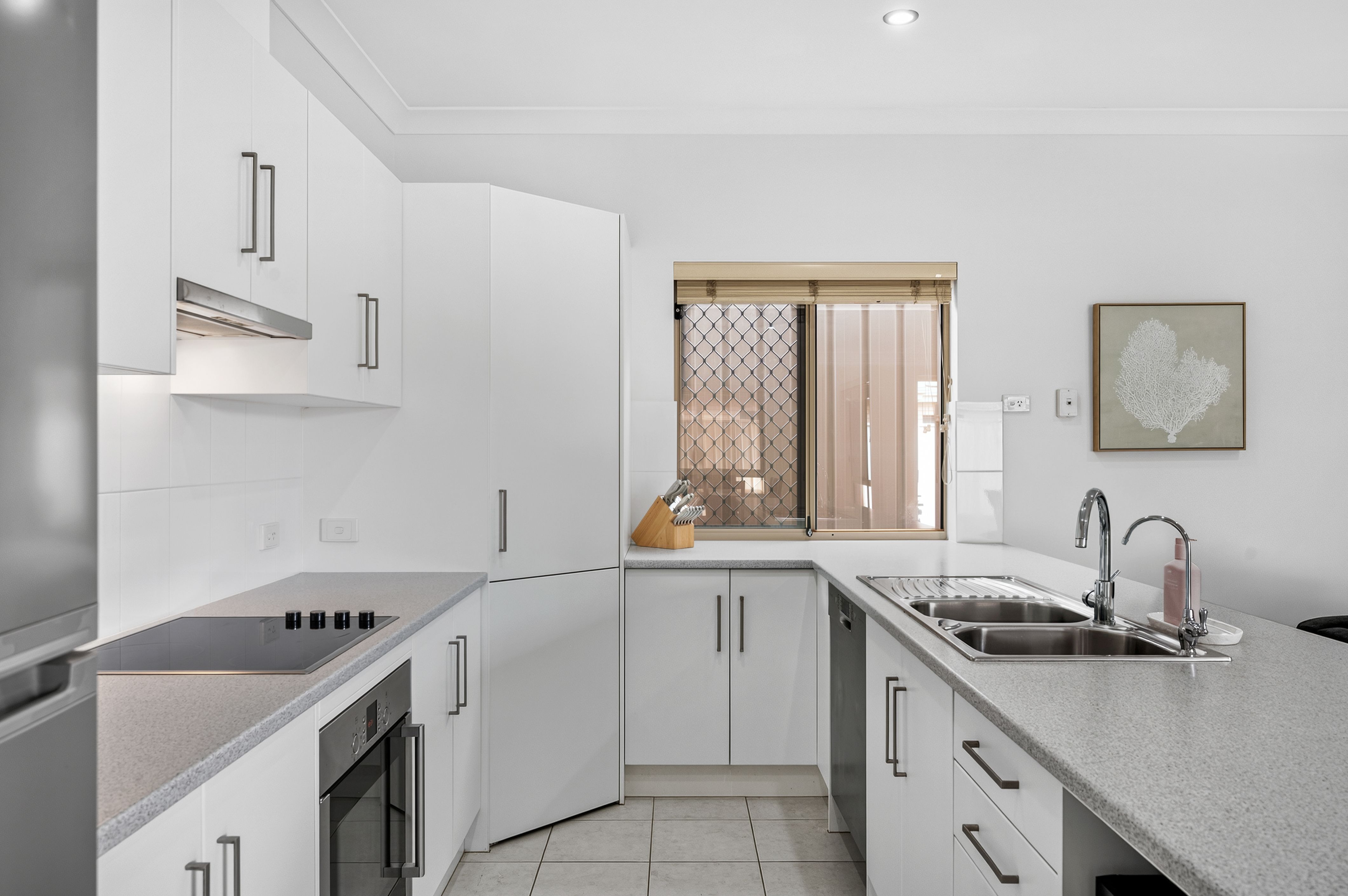 50A Sutton Avenue — photo 4 of 26