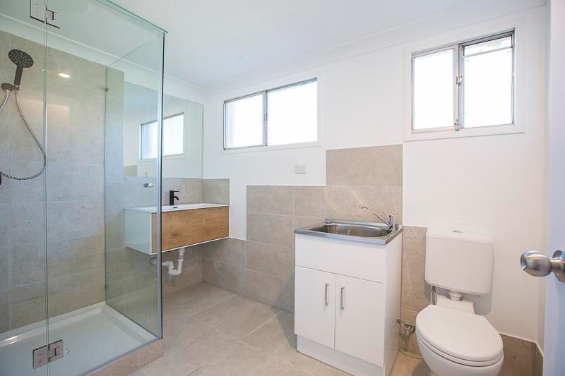 160 Monaco Street, Broadbeach Waters, QLD 4218