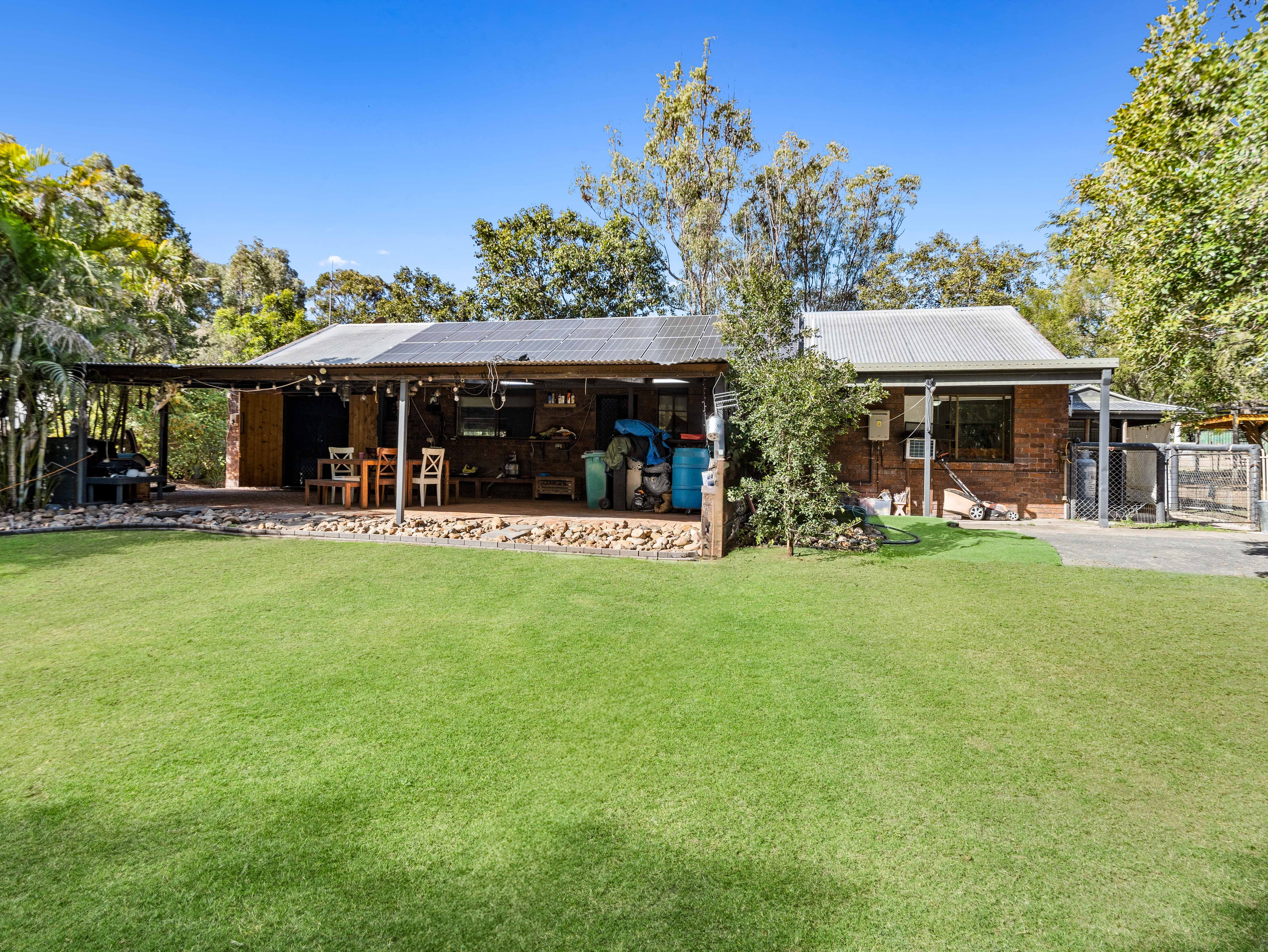 6 Green Street, Lowood, QLD 4311