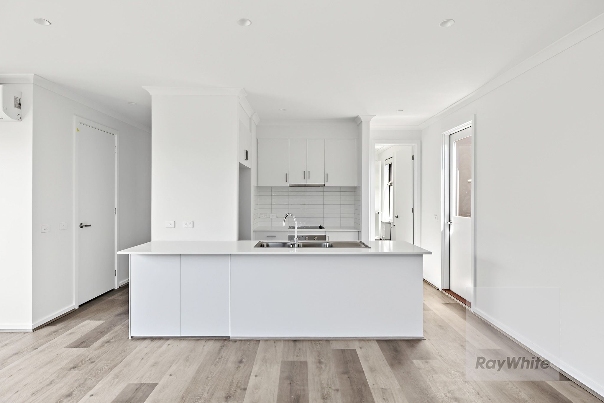 60 David Crescent — photo 4 of 18