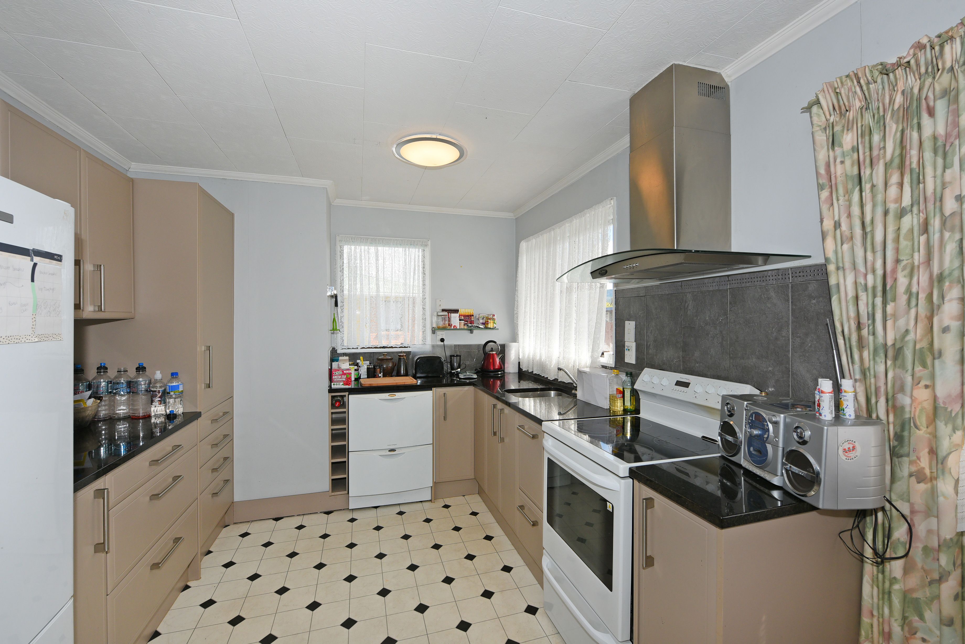 2/76A Seddon Street, Wallaceville, Upper Hutt City