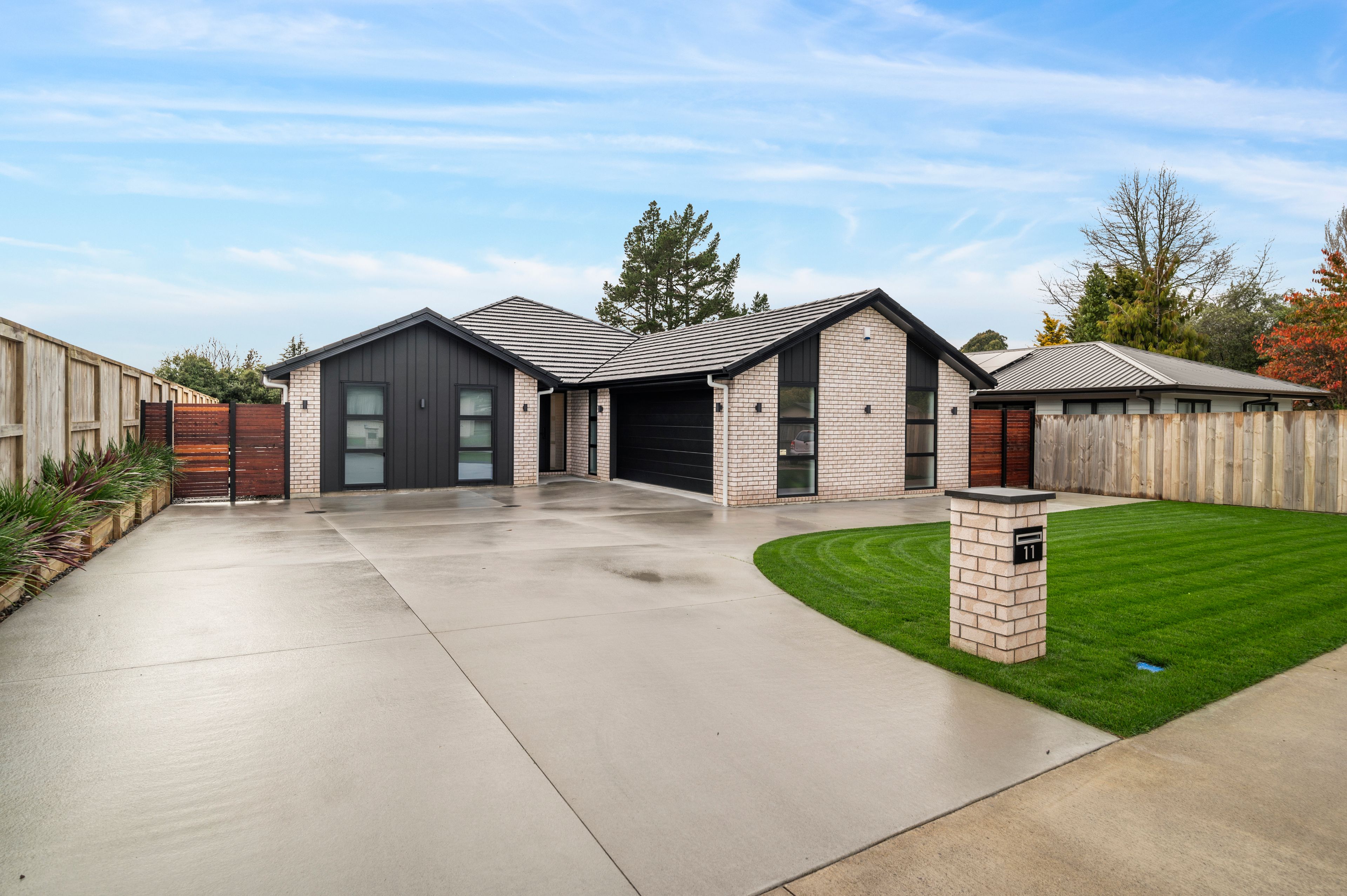 11 Lloyd Crescent, Pukehangi, Rotorua District