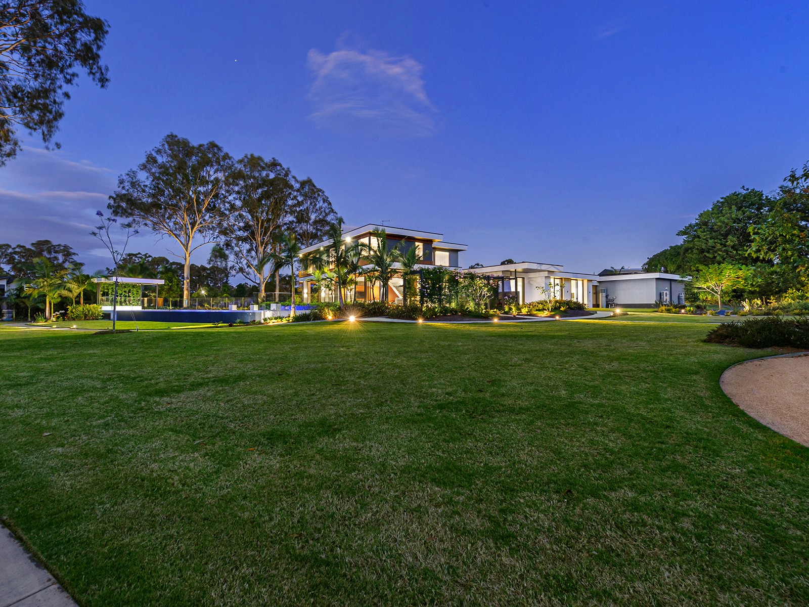 170 Camelot Place, Bridgeman Downs, QLD 4035