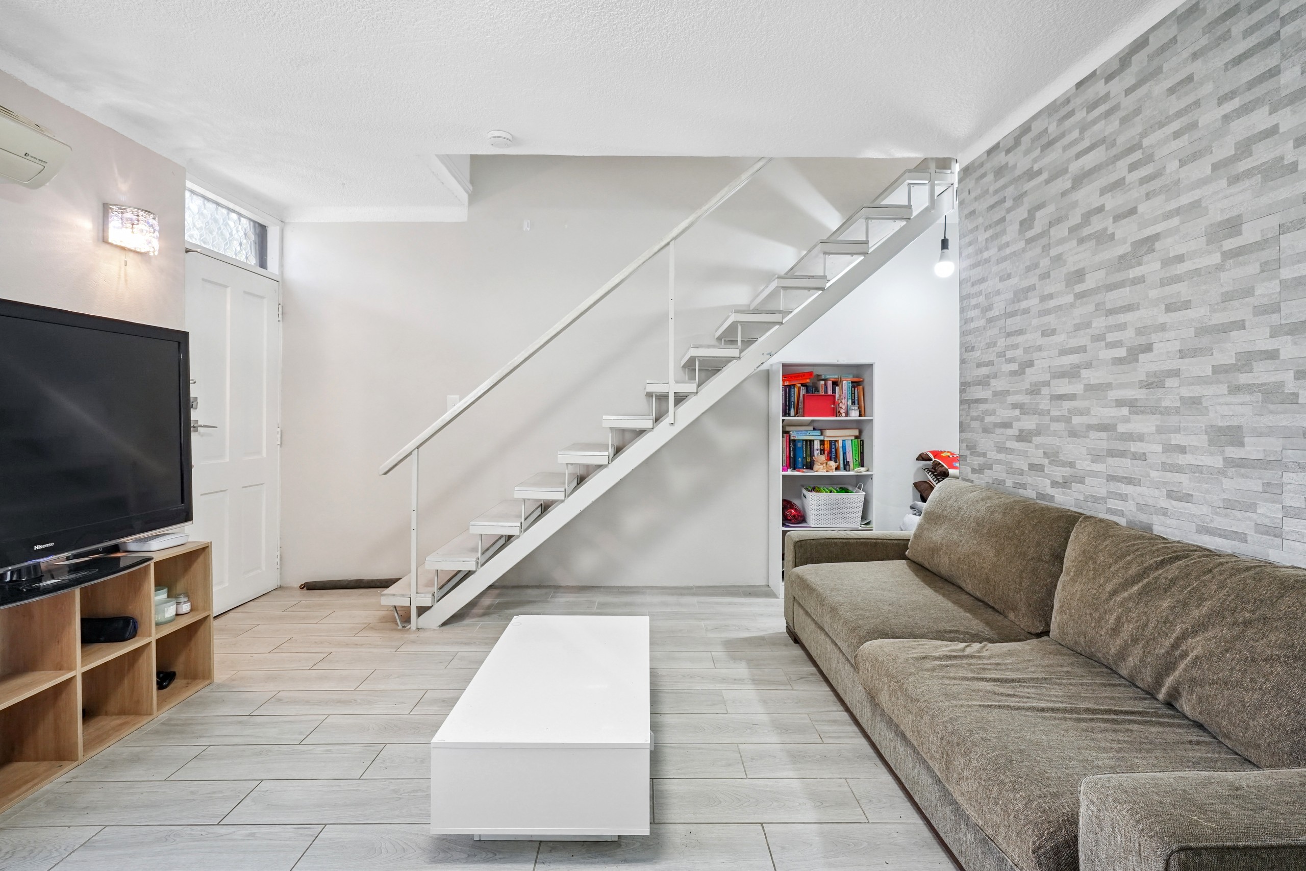 2/27-29 Hannans Road, Riverwood, NSW 2210