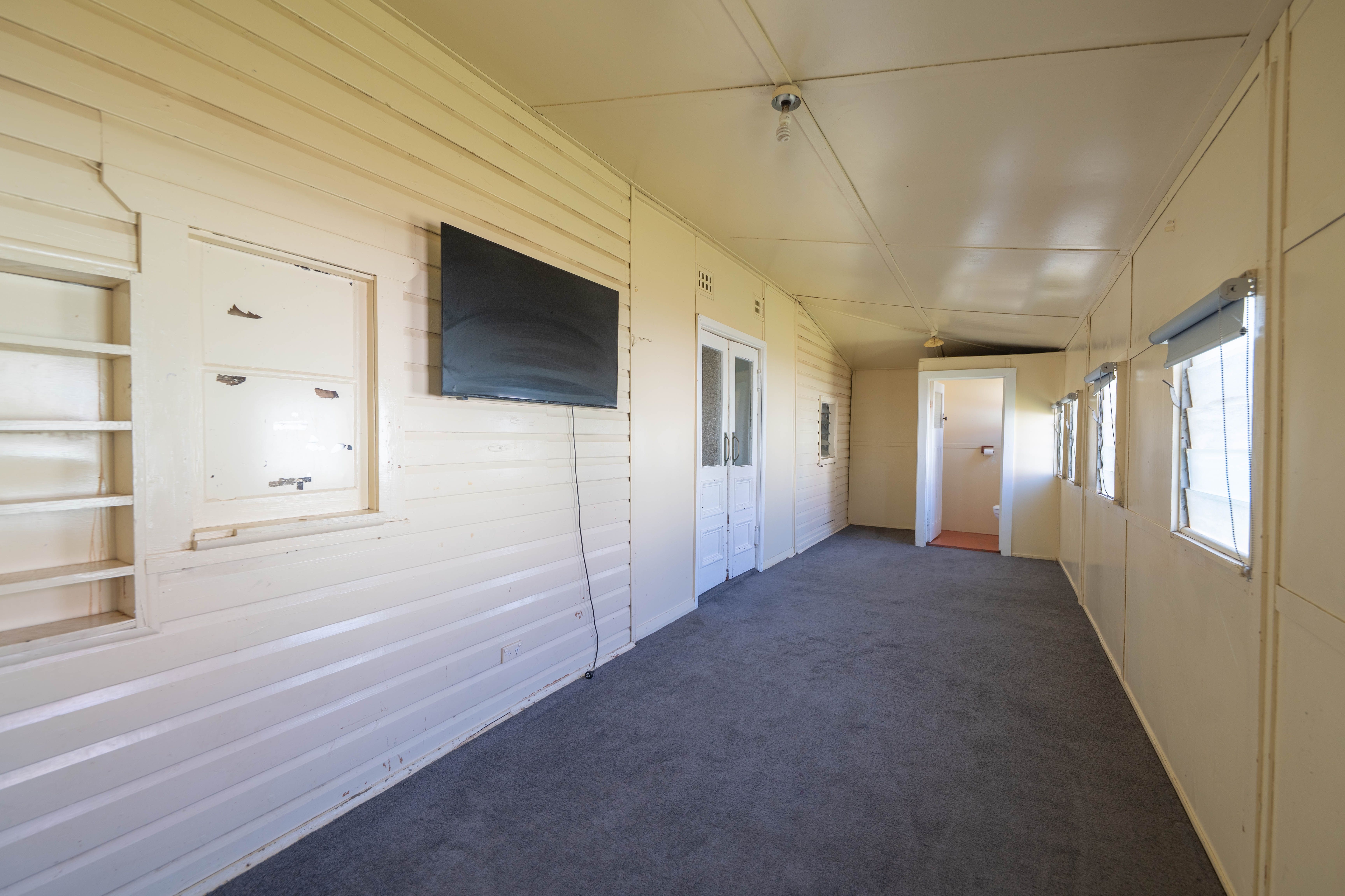 46 Ooma Street — photo 11 of 14