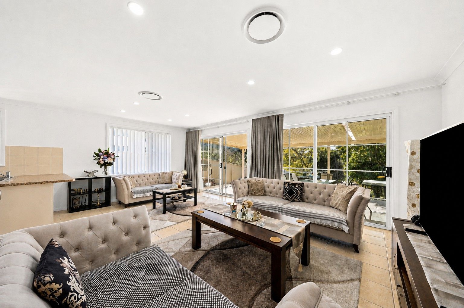 74A & B Mount Keira Road, West Wollongong, NSW 2500