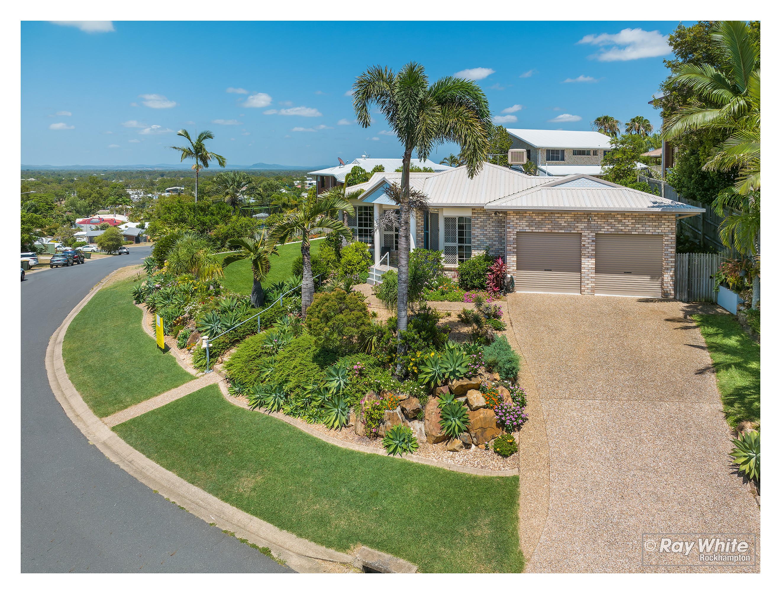 7 Hutcheon Street, Kawana, QLD 4701