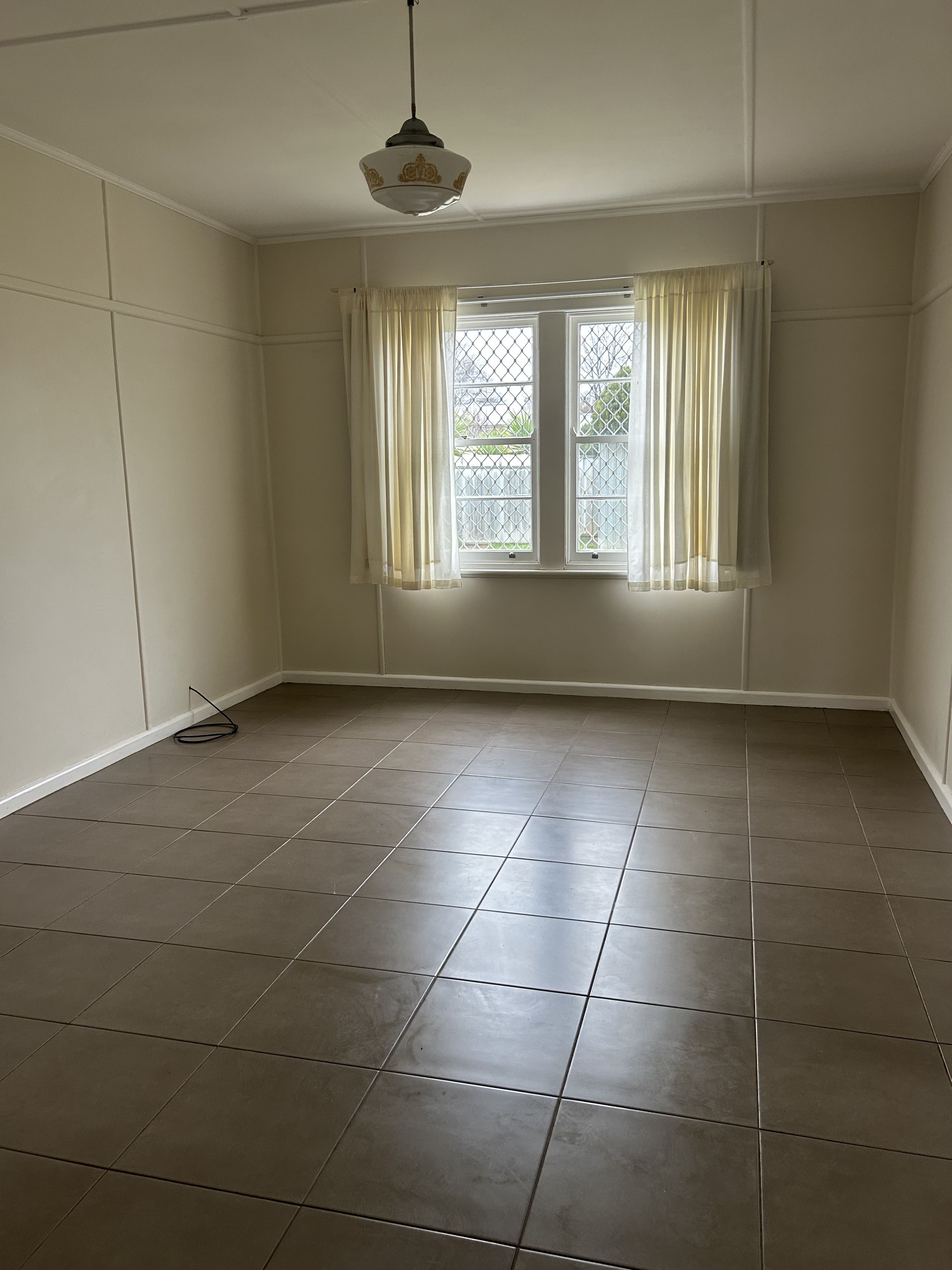 78 Maxwell Street — photo 3 of 10