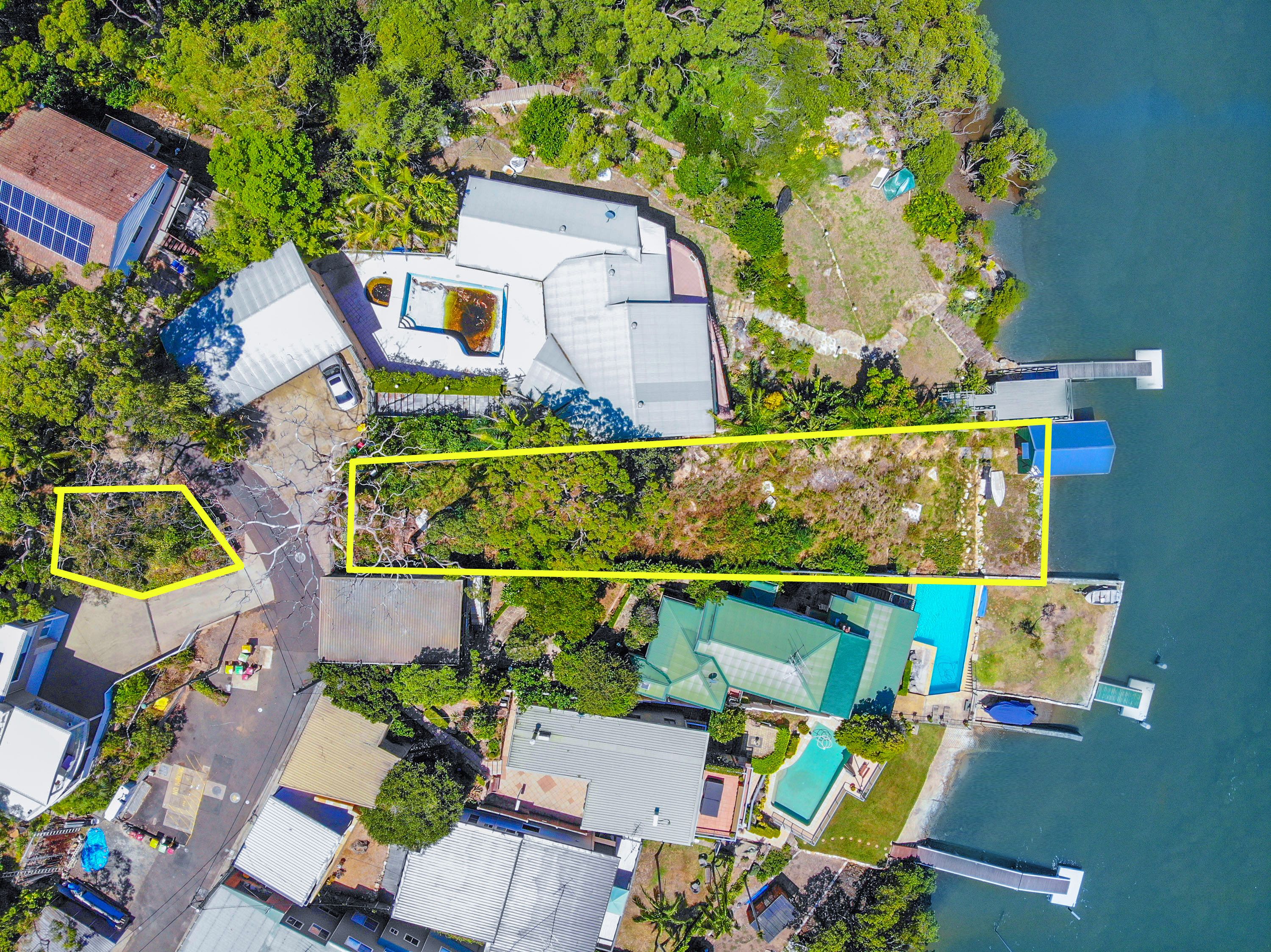 136 Moons Avenue, Lugarno, NSW 2210