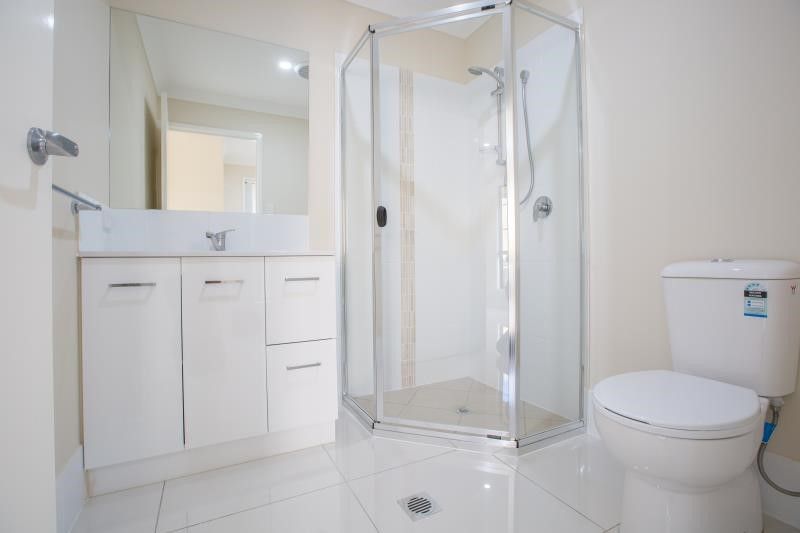 2/2 Endeavour, Brassall, QLD 4305