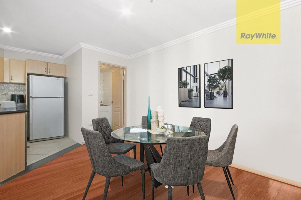 51/14 Hassall Street — photo 4 of 10