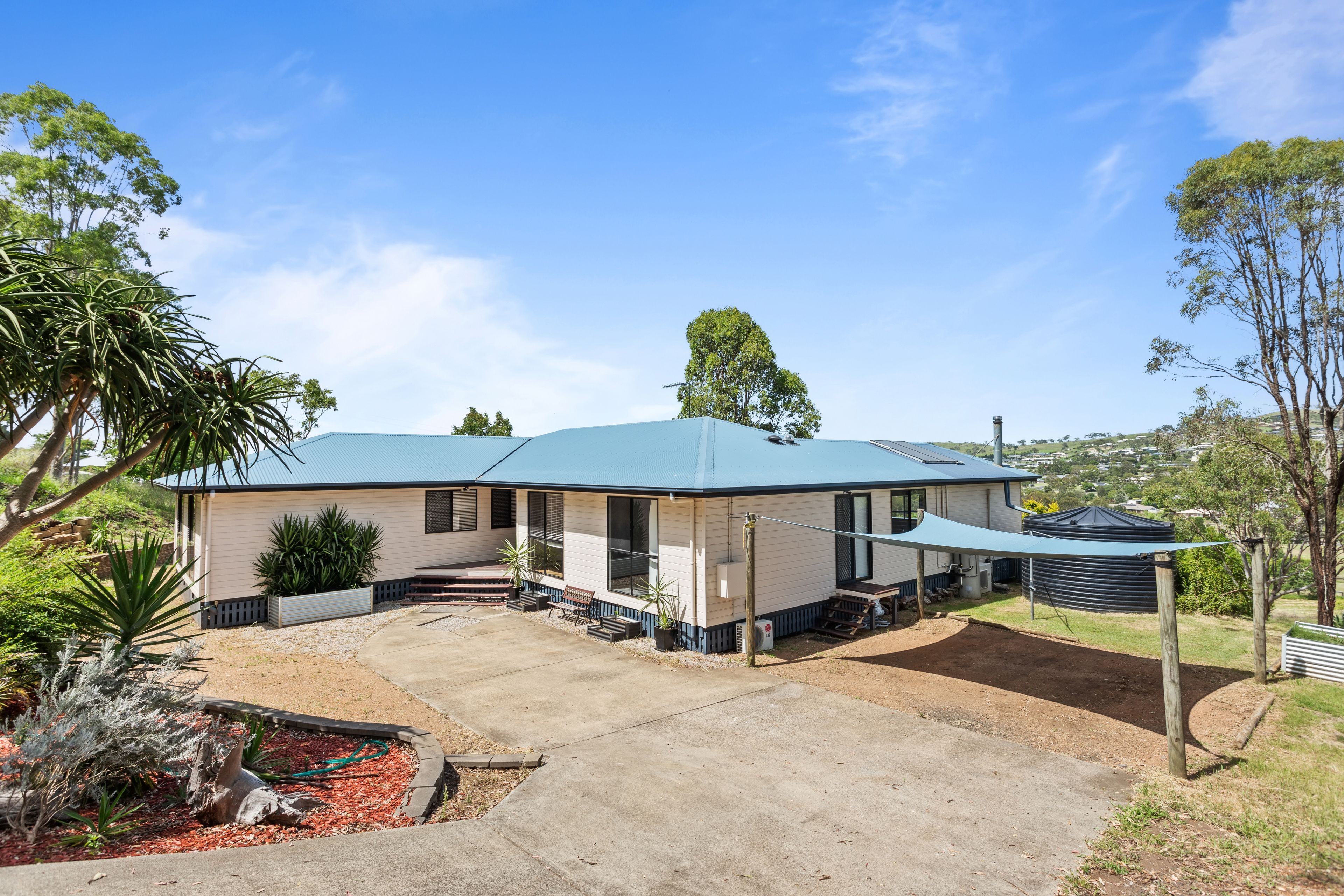 13 Hillview Court, Top Camp, QLD 4350 Leased House Ray White Toowoomba