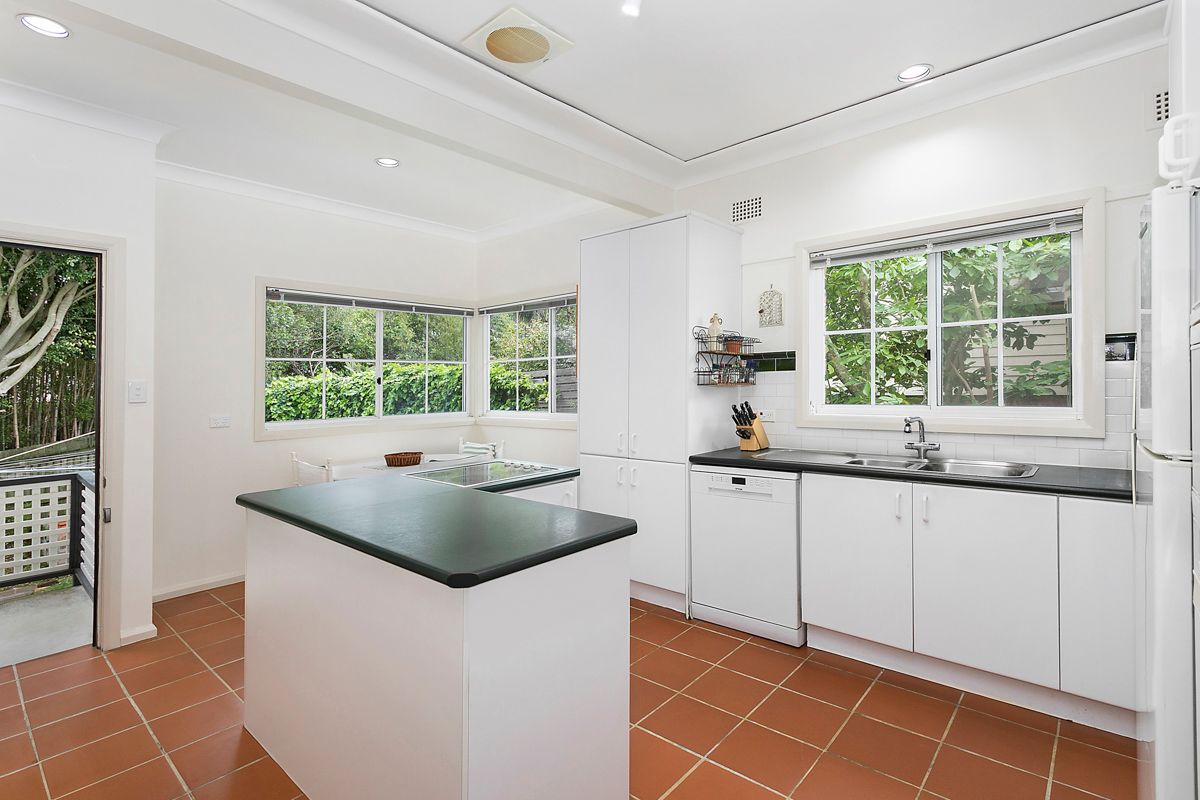 27 Blamey Avenue, Caringbah South, NSW 2229