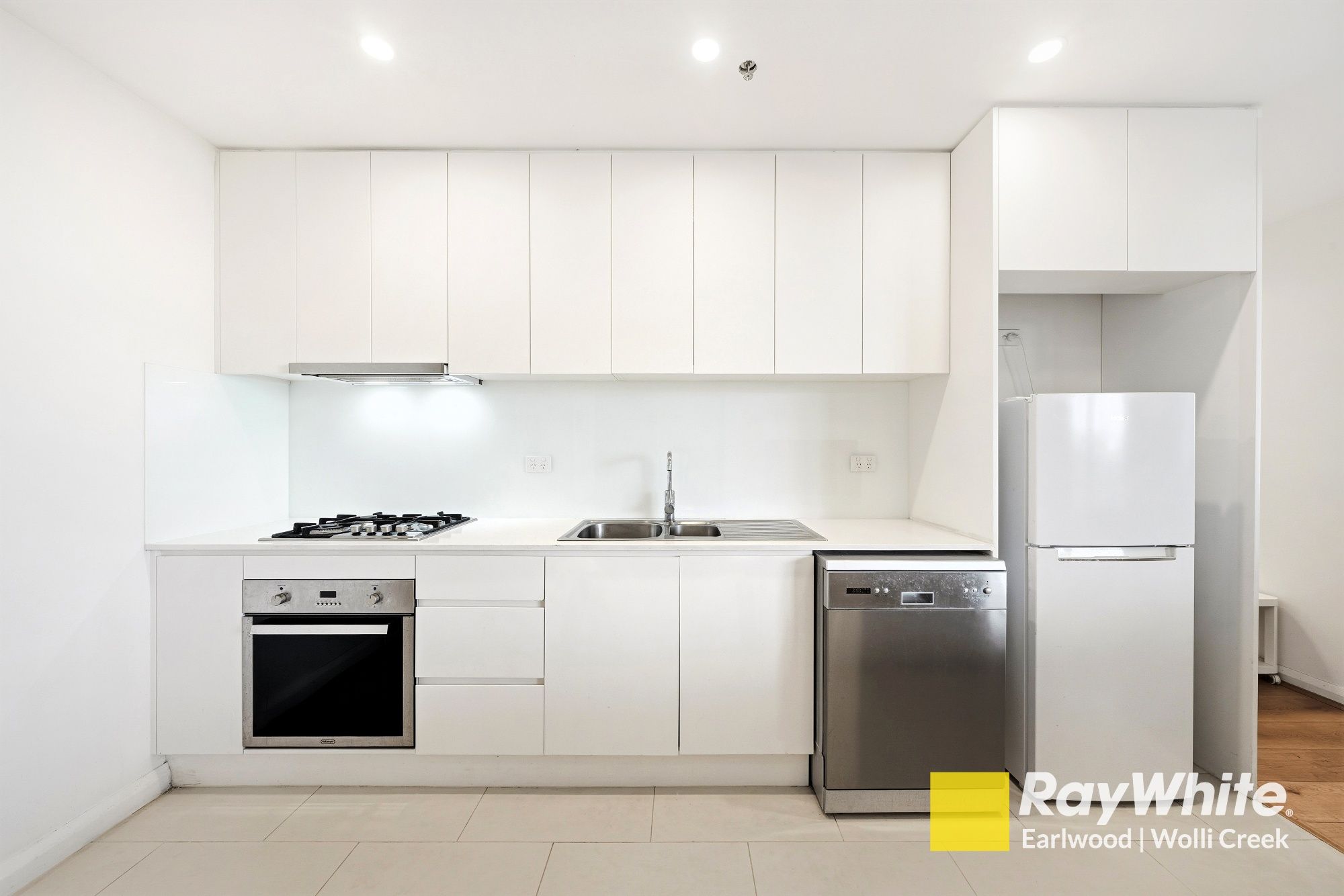 601/36-42 Levey Street — photo 4 of 15