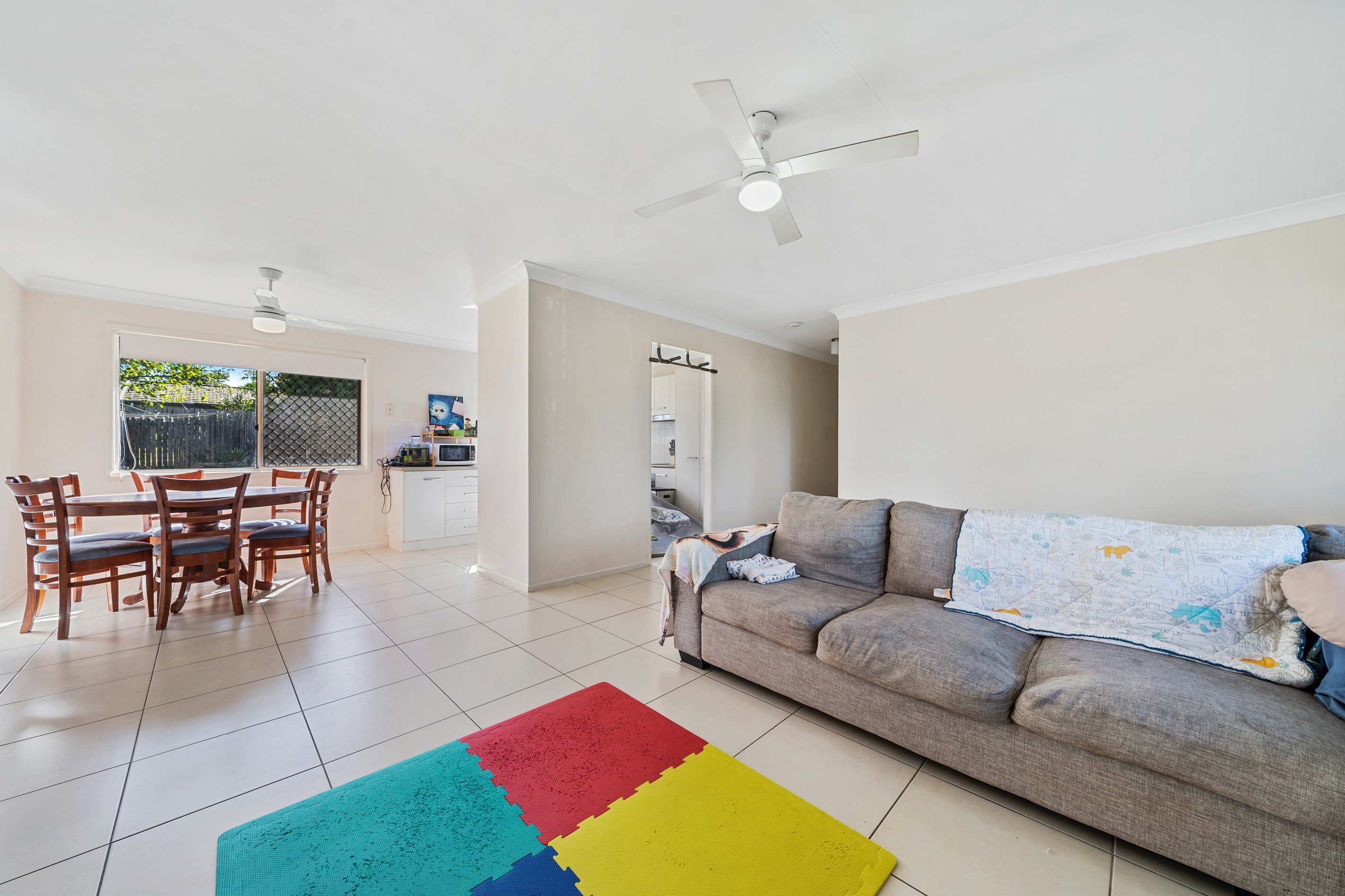 33 Hakea Street, Crestmead, QLD 4132