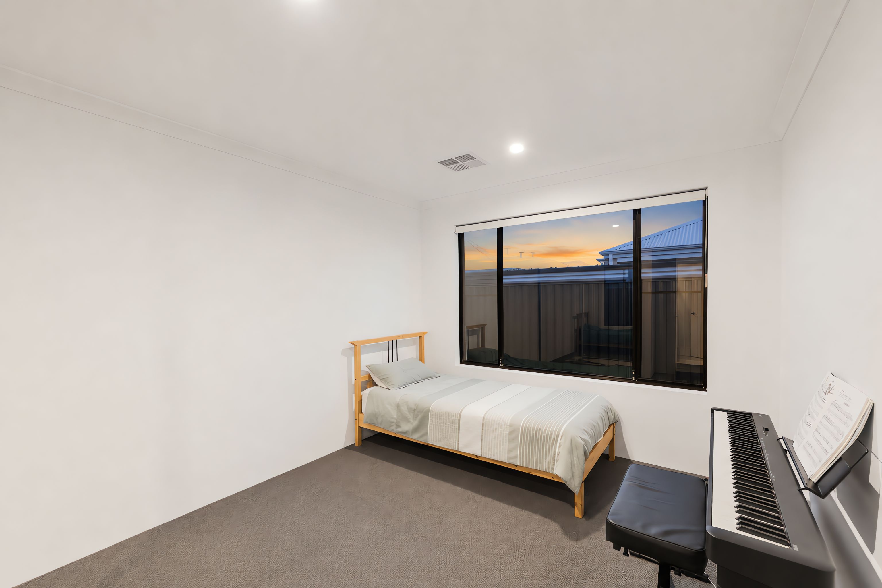 22 Currawong Loop — photo 12 of 21