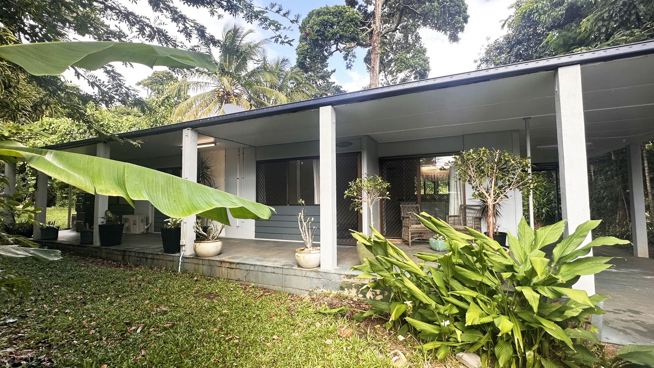 19 Pioneer Street, Bingil Bay QLD 4852