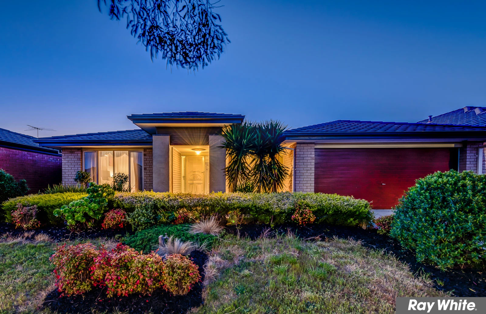 16 Barchester Avenue, Truganina, VIC 3029