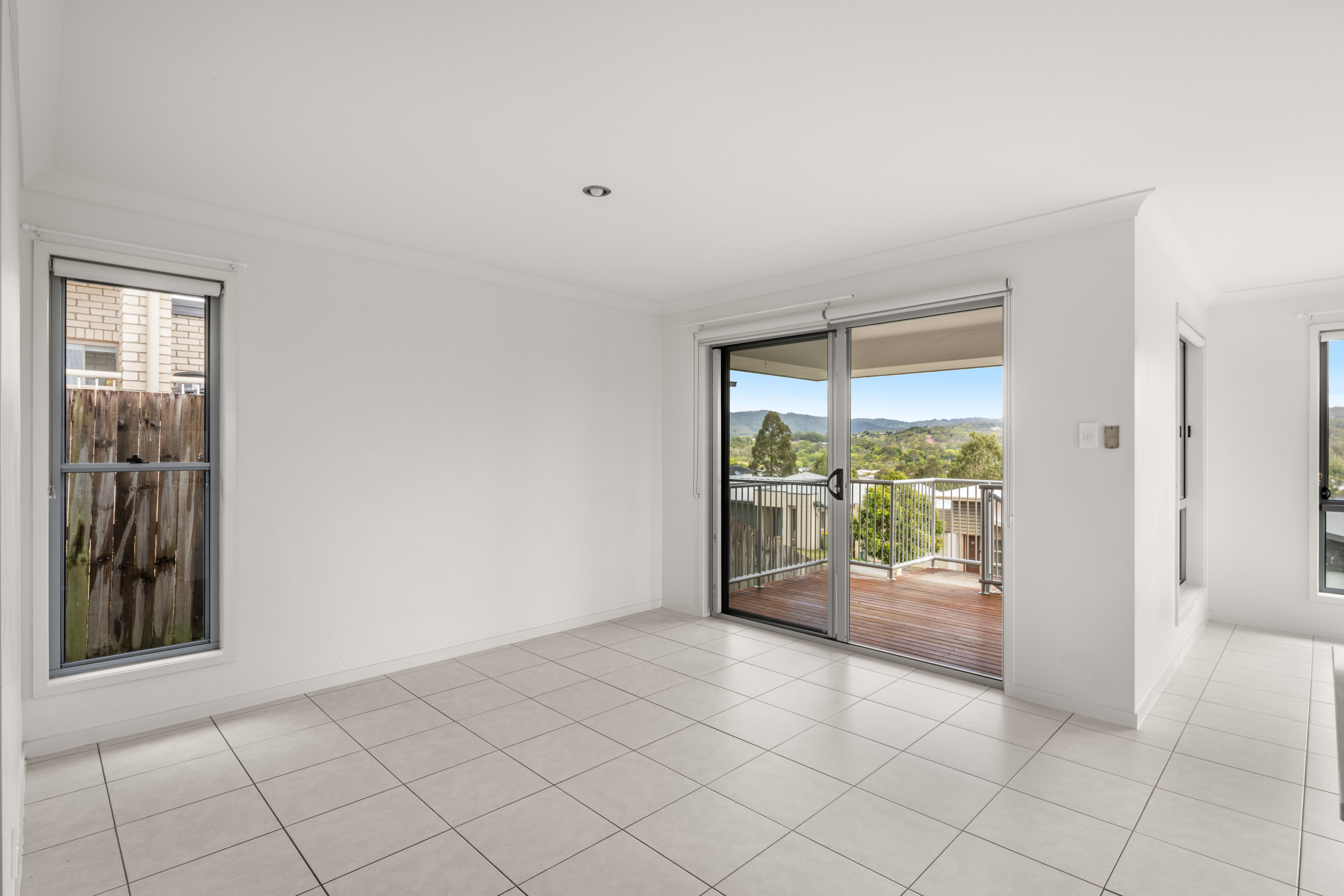 1 Maidstone Lane — photo 10 of 30