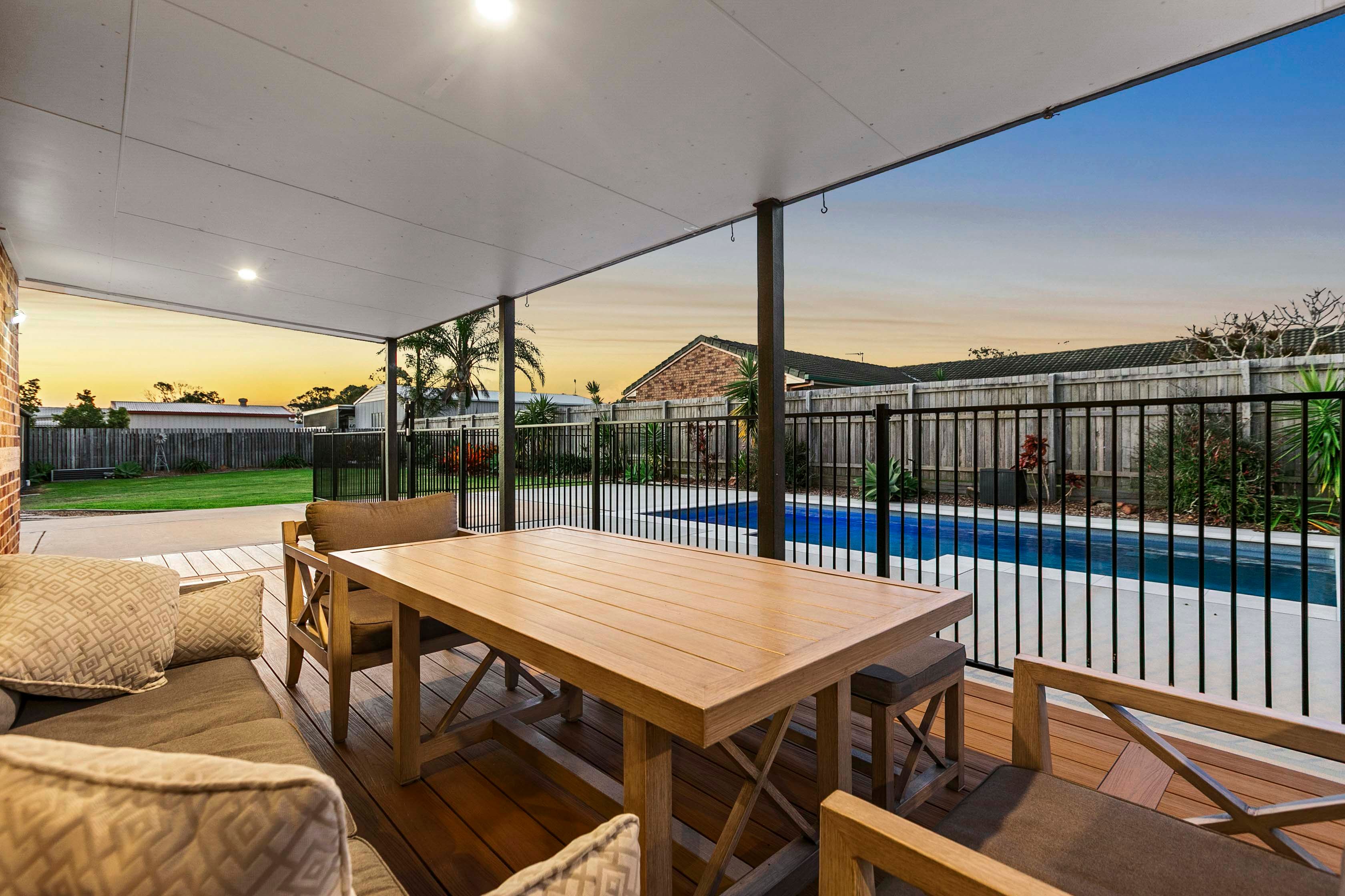 6 Merrilyn Court — photo 3 of 30