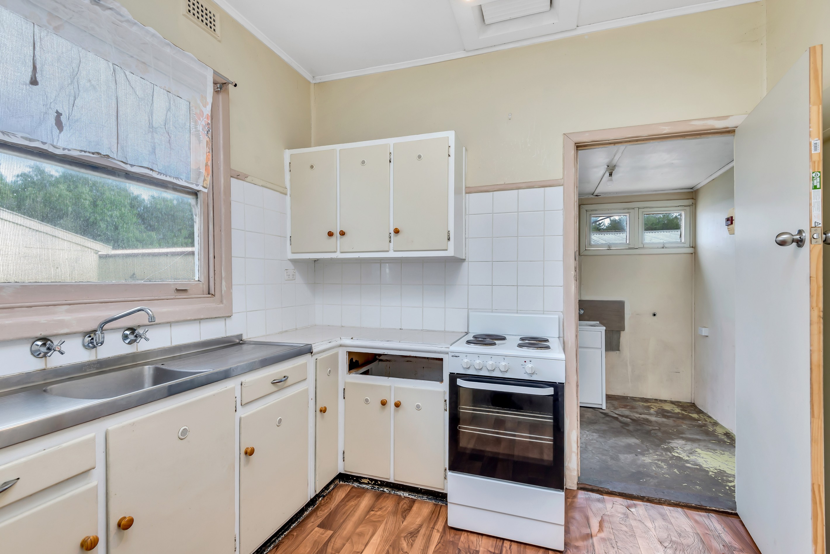 31 Whitford Road, Elizabeth South, SA 5112