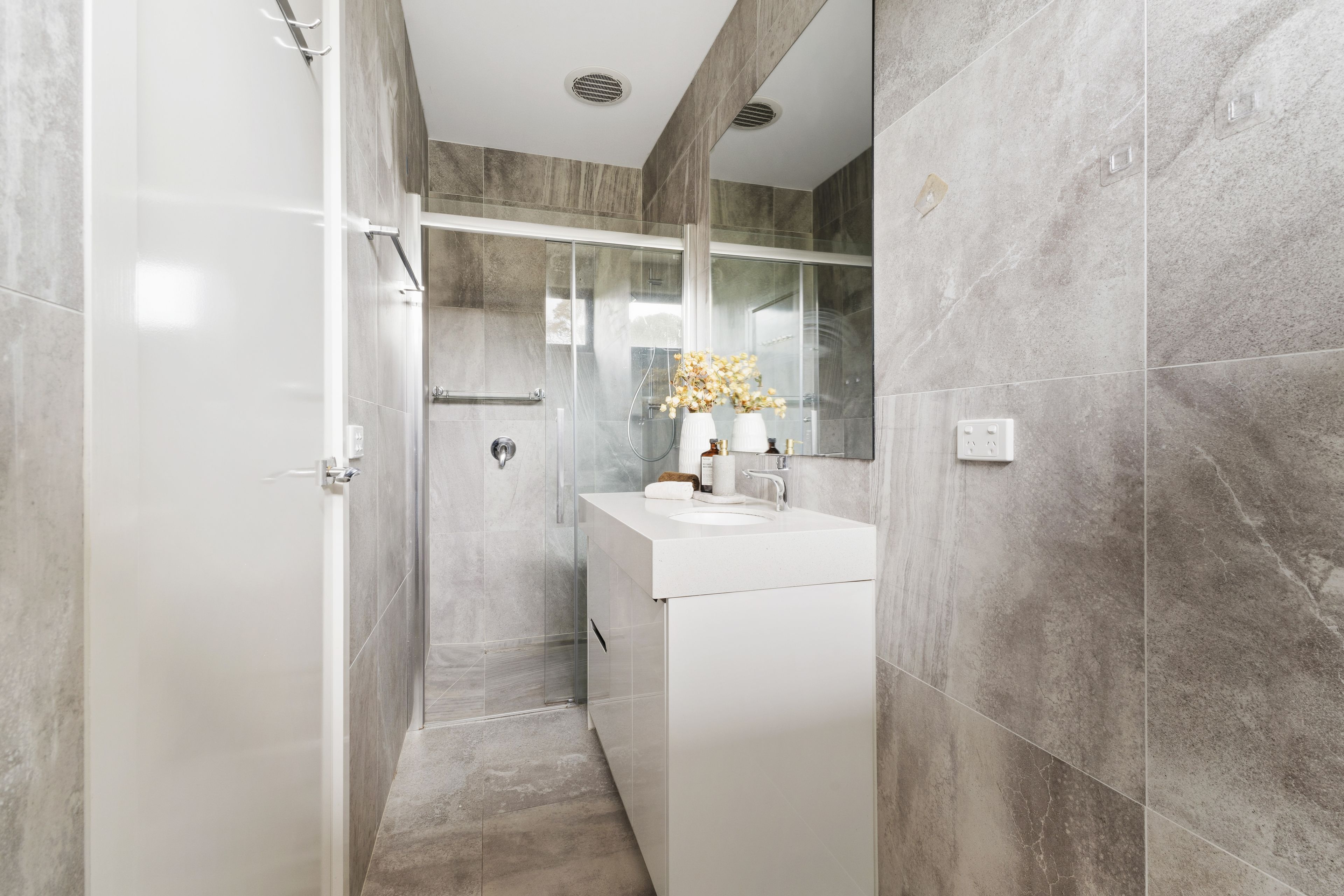 1/10 Marbray Drive — photo 14 of 18