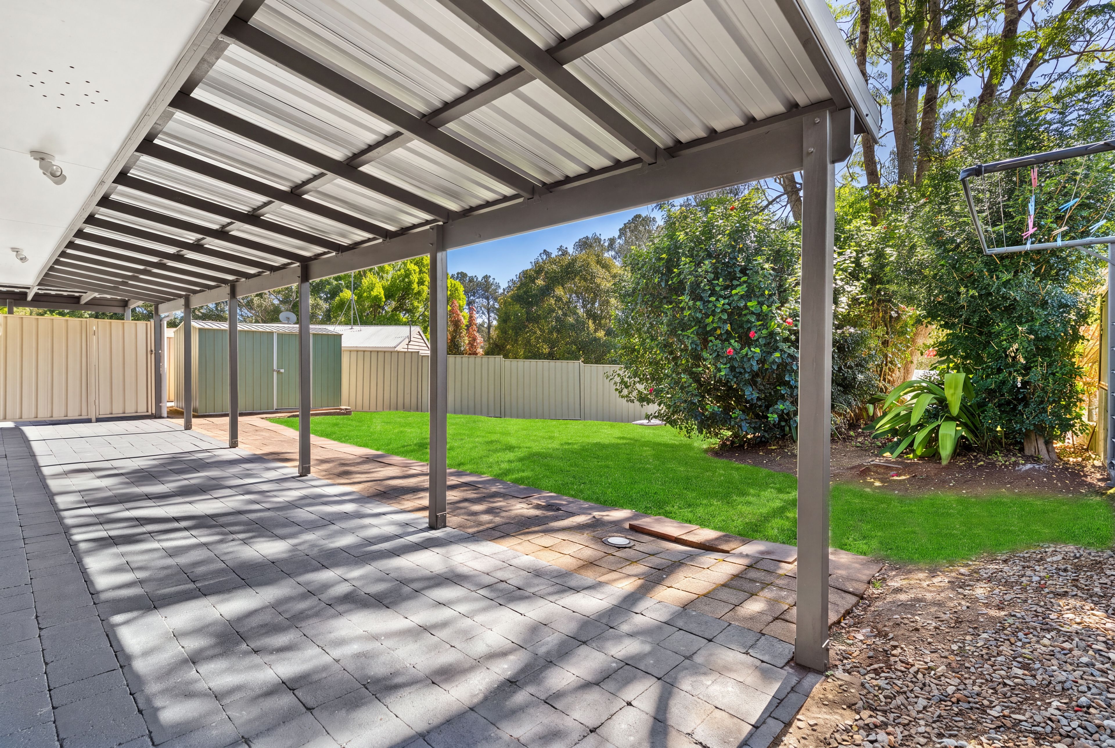 4 Diamond Valley Road — photo 13 of 22
