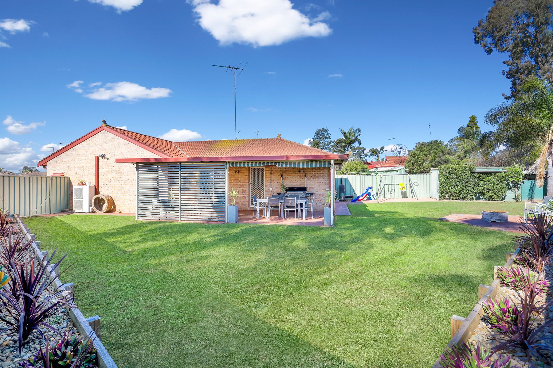 27 Jillak Close, Glenmore Park NSW 2745