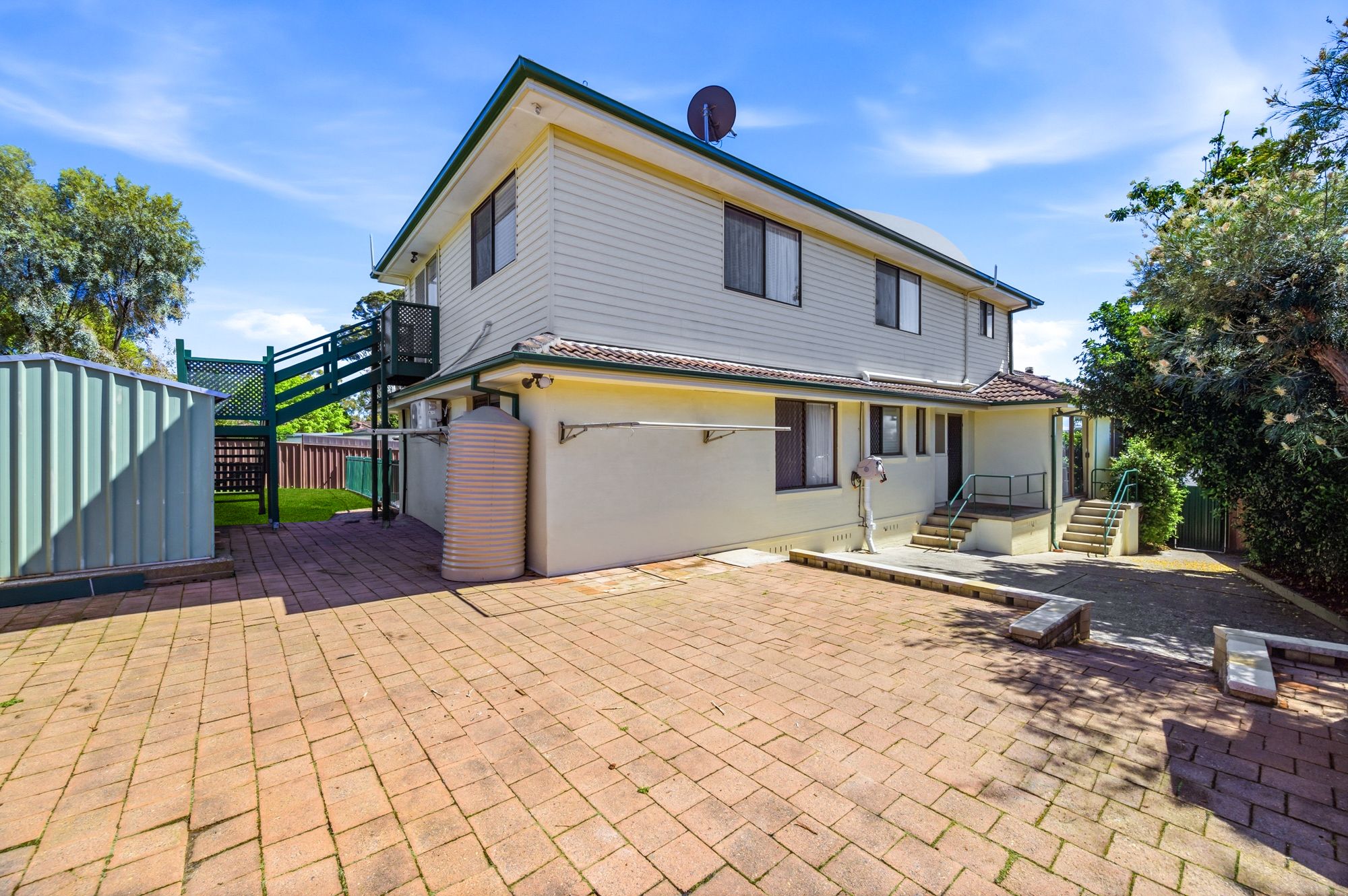 30 Elgata Crescent — photo 14 of 18
