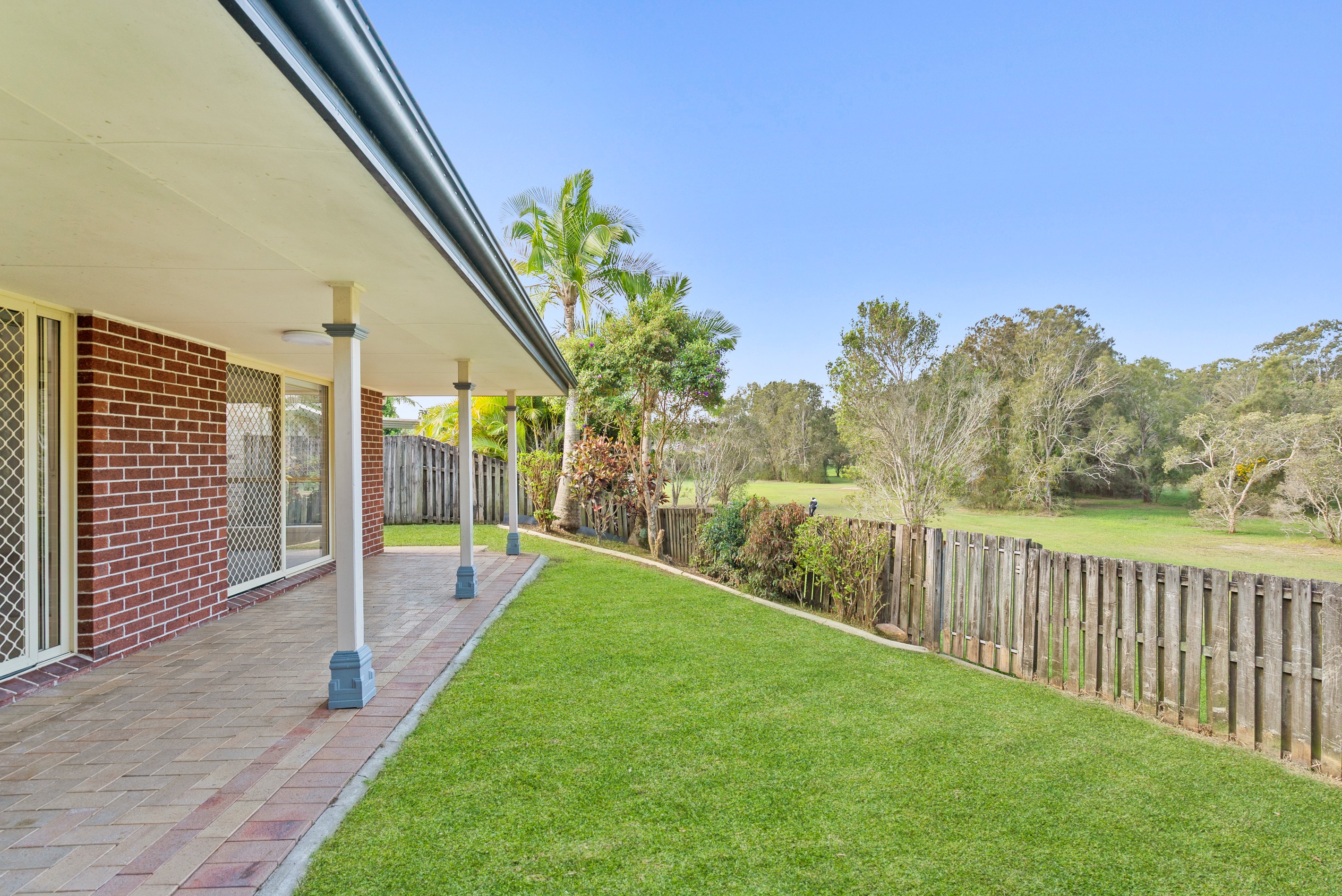54 Ottelia Drive, Elanora, QLD 4221