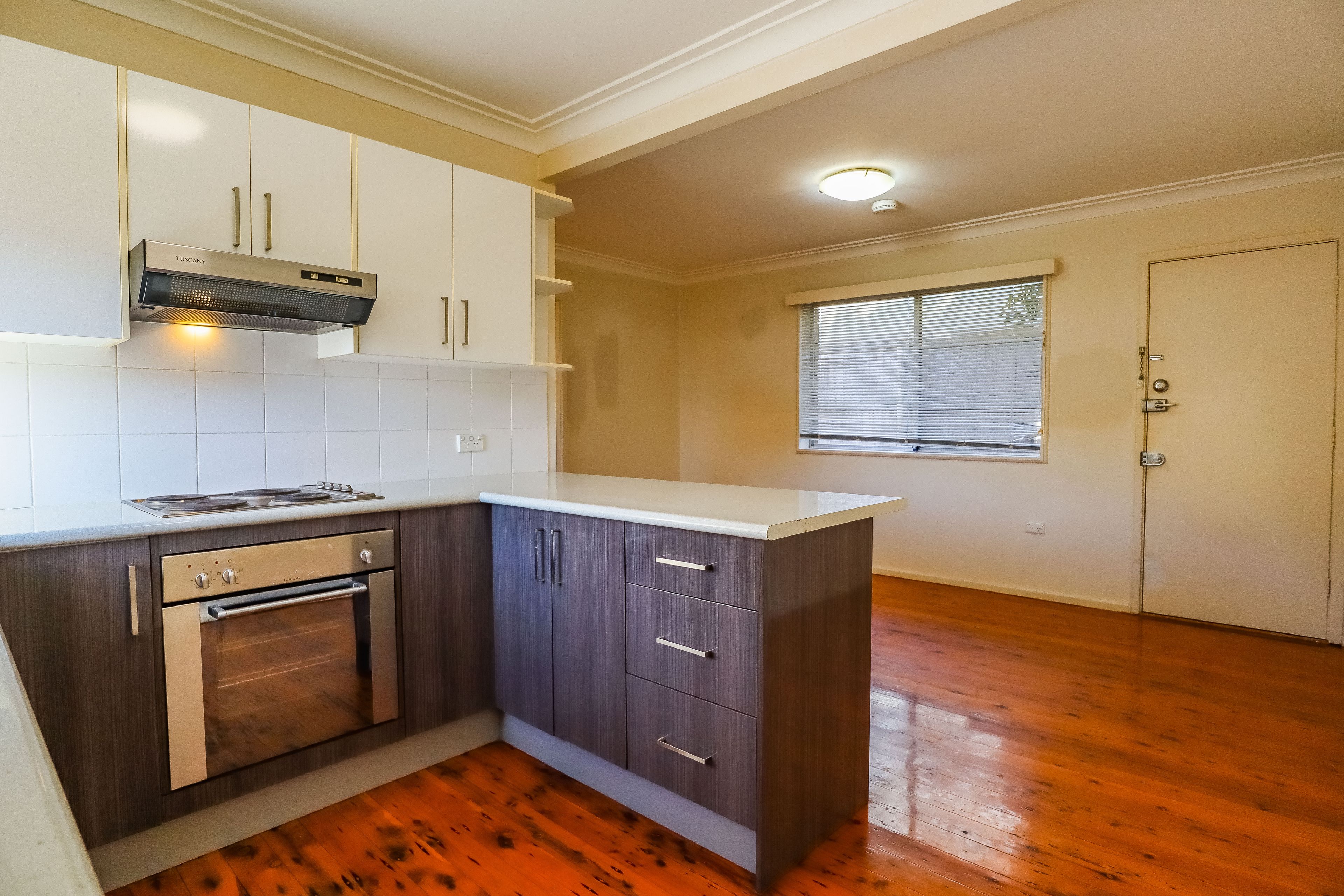 2/4 High Street, Waratah, NSW 2298