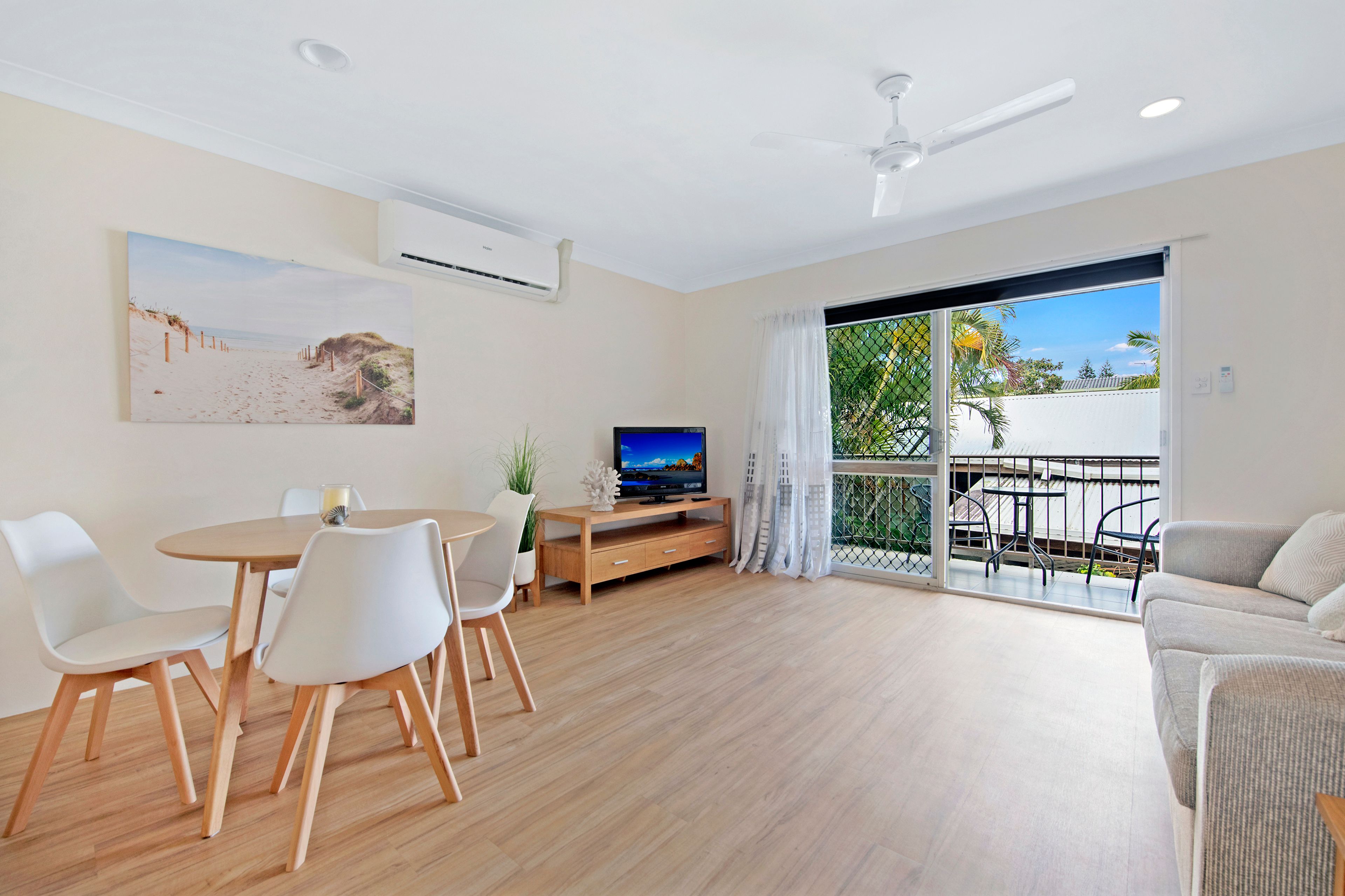 39 Arthur Street, Mermaid Beach QLD 4218